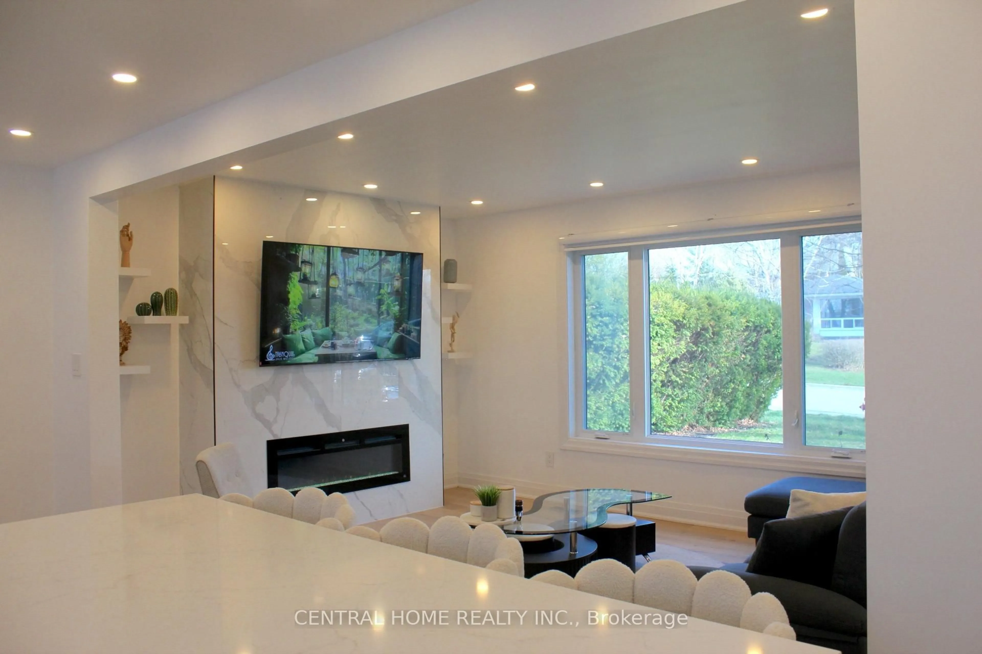 Home theater for 755 Botany Hill Cres, Newmarket Ontario L3Y 3A7