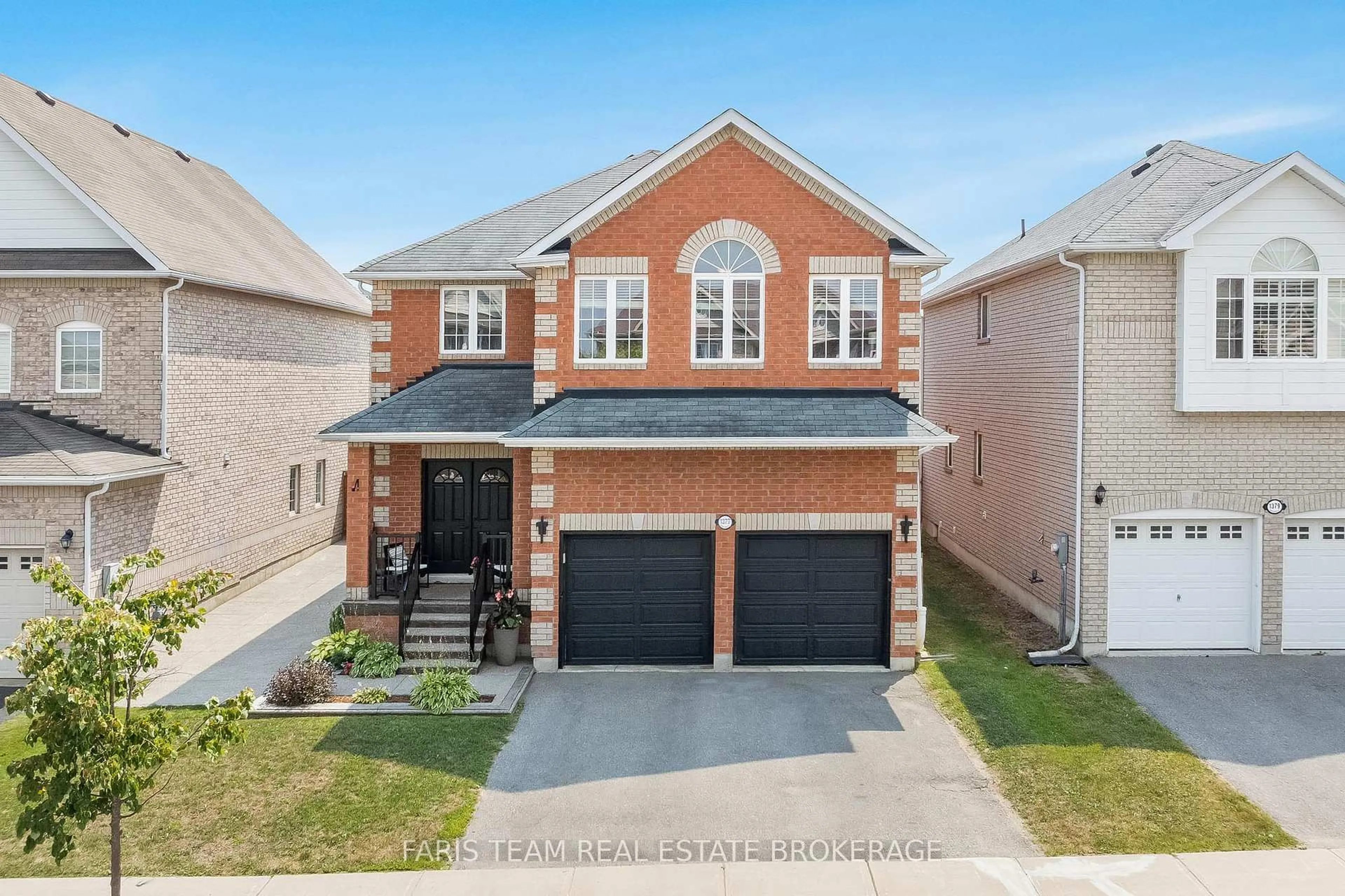Home with brick exterior material, street for 1377 Sheldon St, Innisfil Ontario L9S 0H6