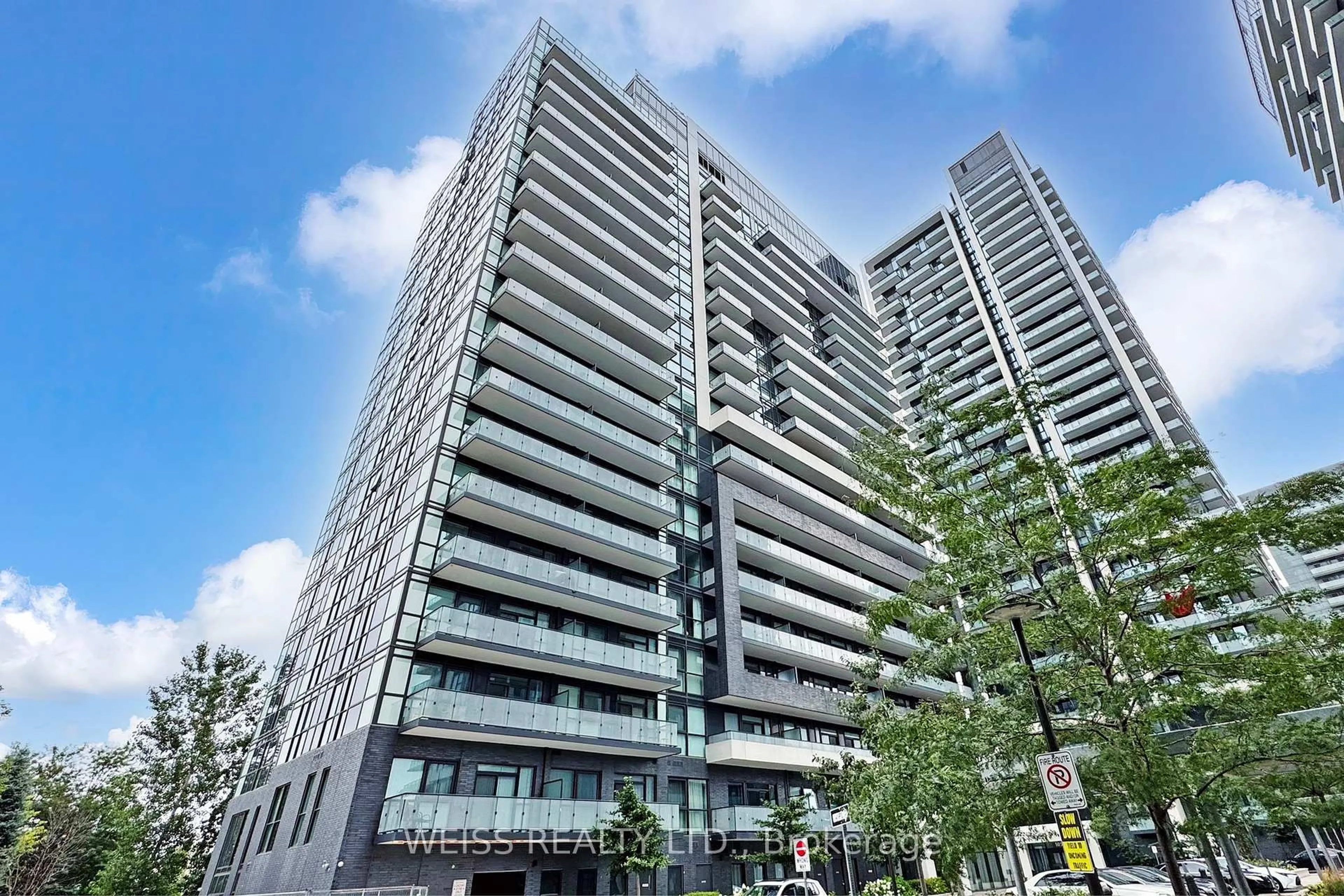 Unknown for 75 Oneida Cres #802, Richmond Hill Ontario L4B 0A6