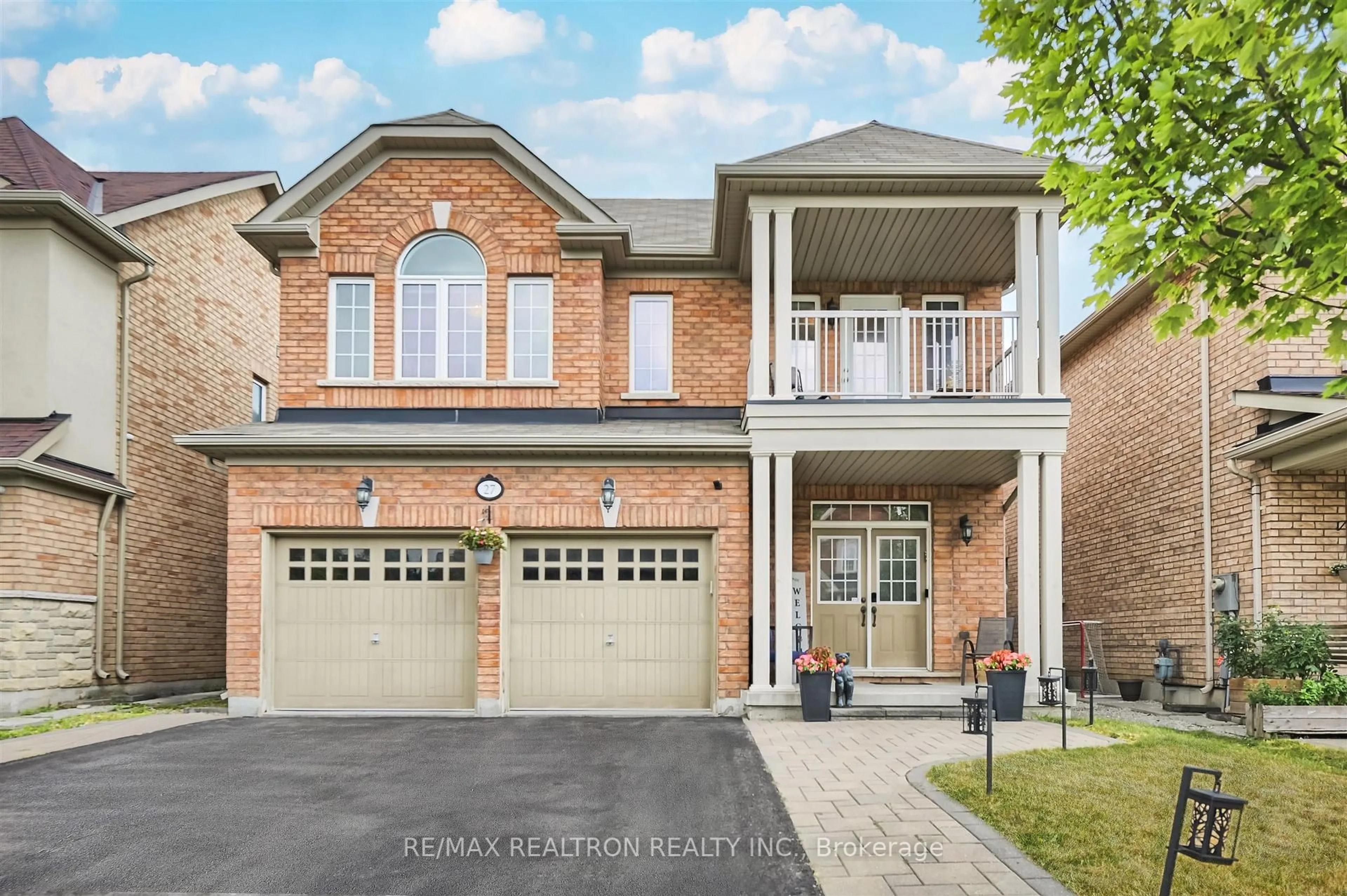 Home with brick exterior material, street for 27 Ironbark Crt, Vaughan Ontario L6A 4S6