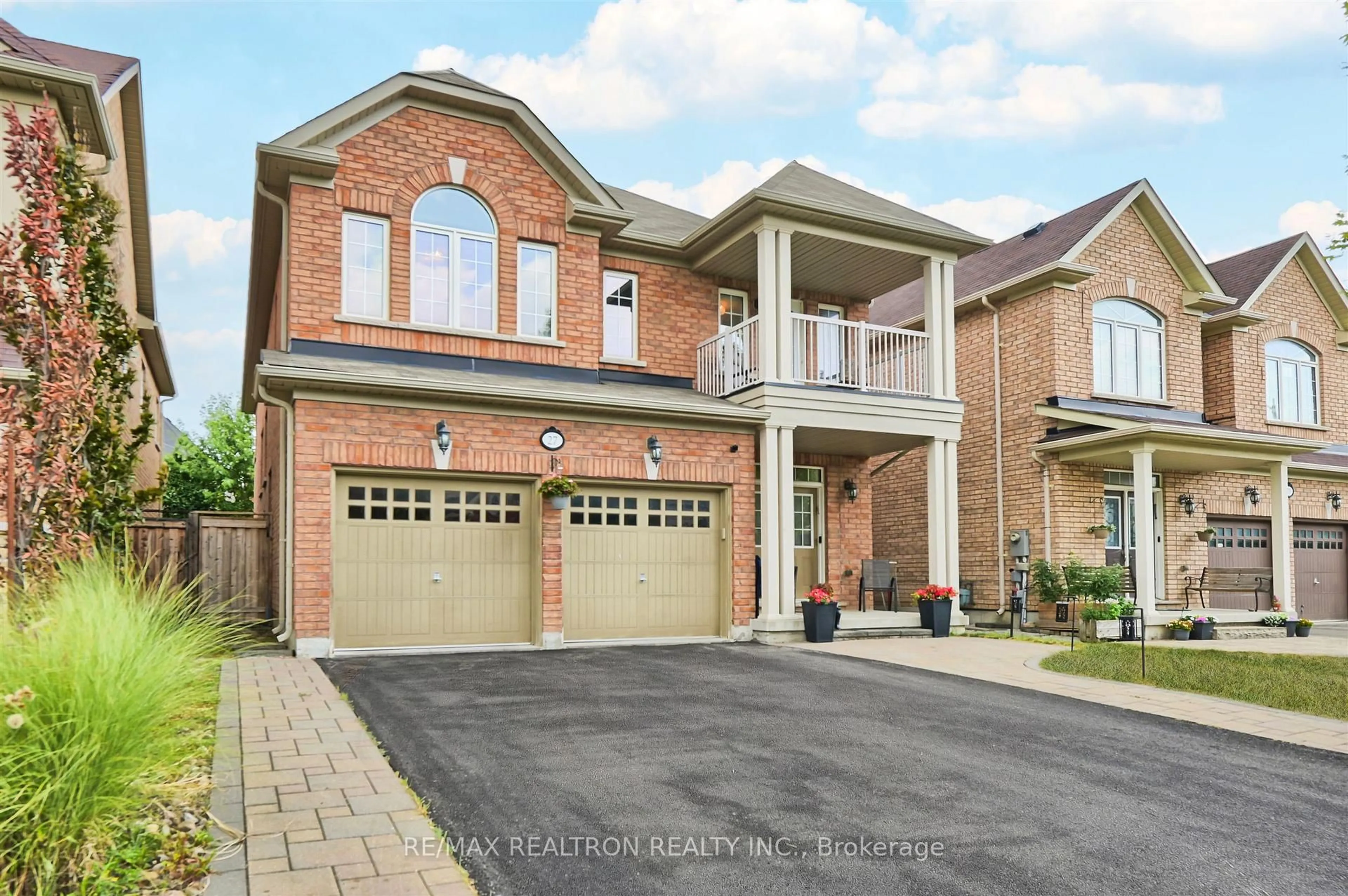 Home with brick exterior material, street for 27 Ironbark Crt, Vaughan Ontario L6A 4S6