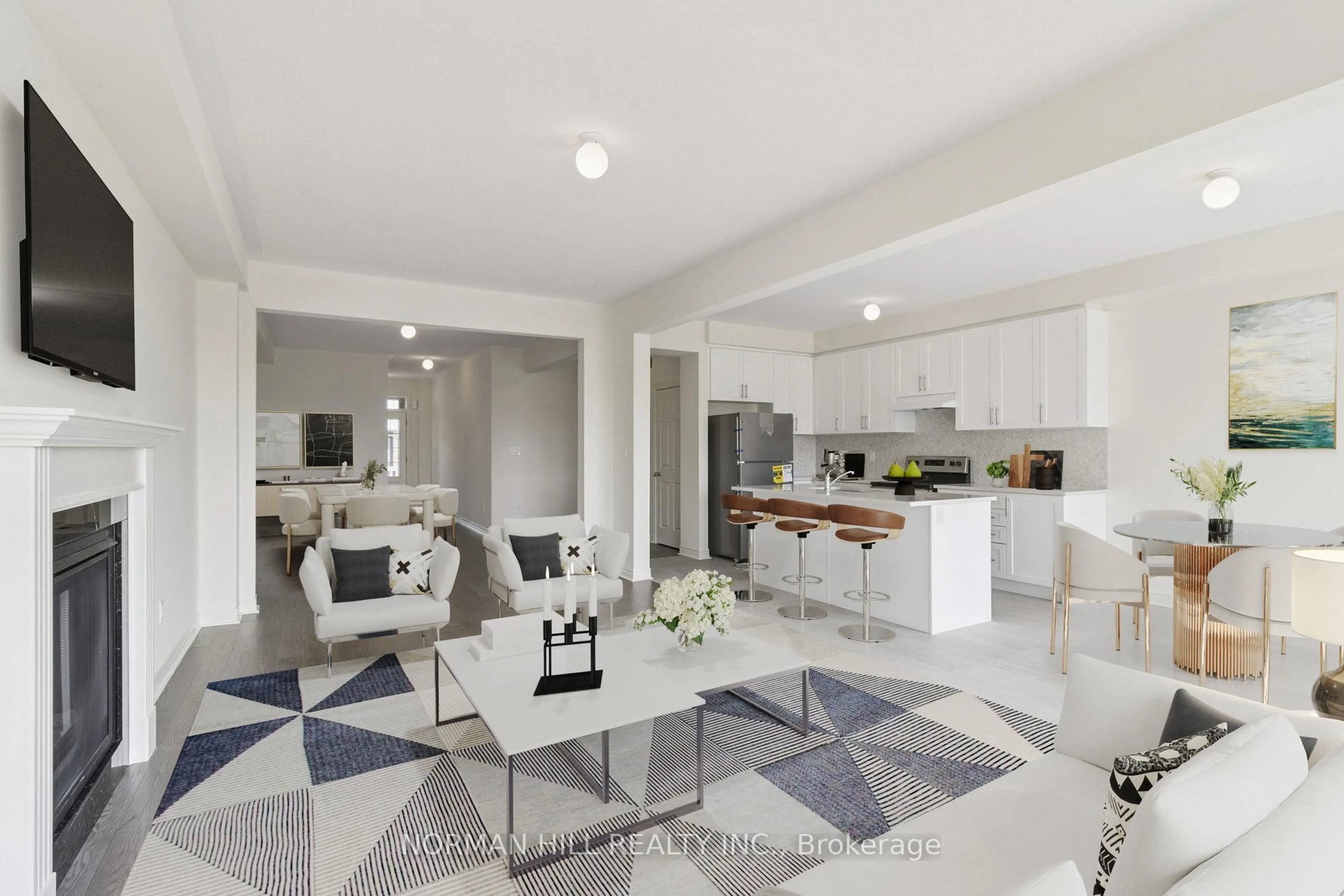 Open concept kitchen, ceramic/tile floor for 152 Hartney Dr, Richmond Hill Ontario L4S 0L1