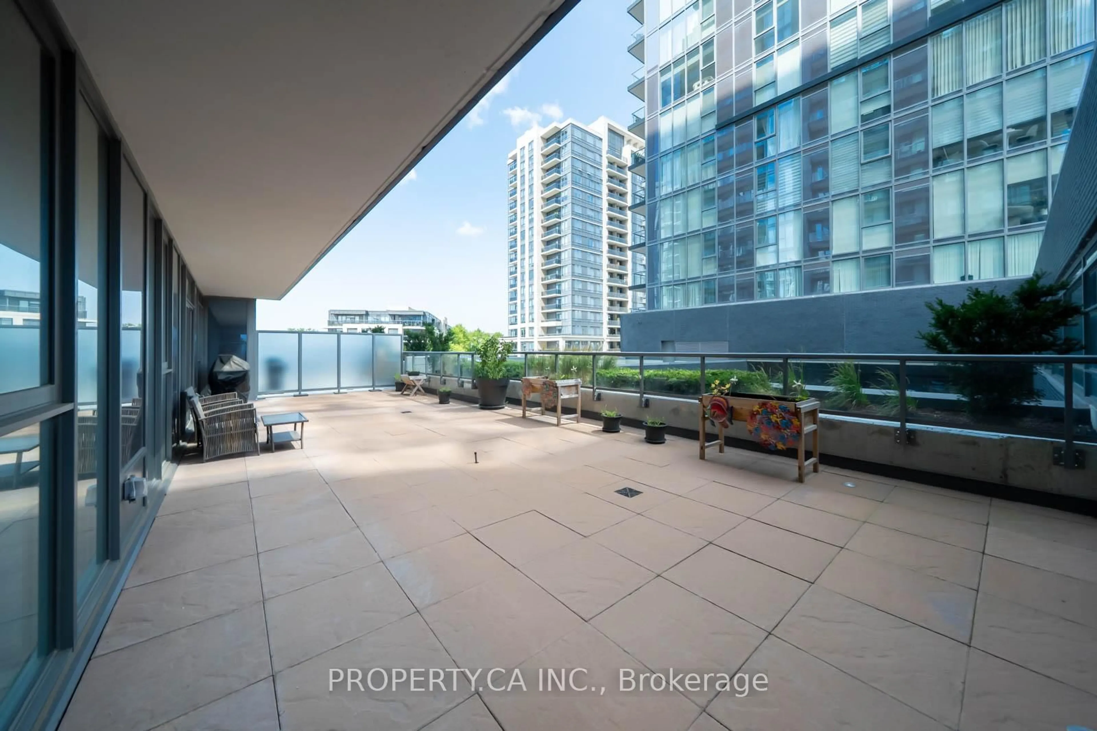 Patio, water/lake/river/ocean view for 10 Gatineau Dr #216W, Vaughan Ontario L4J 0L2