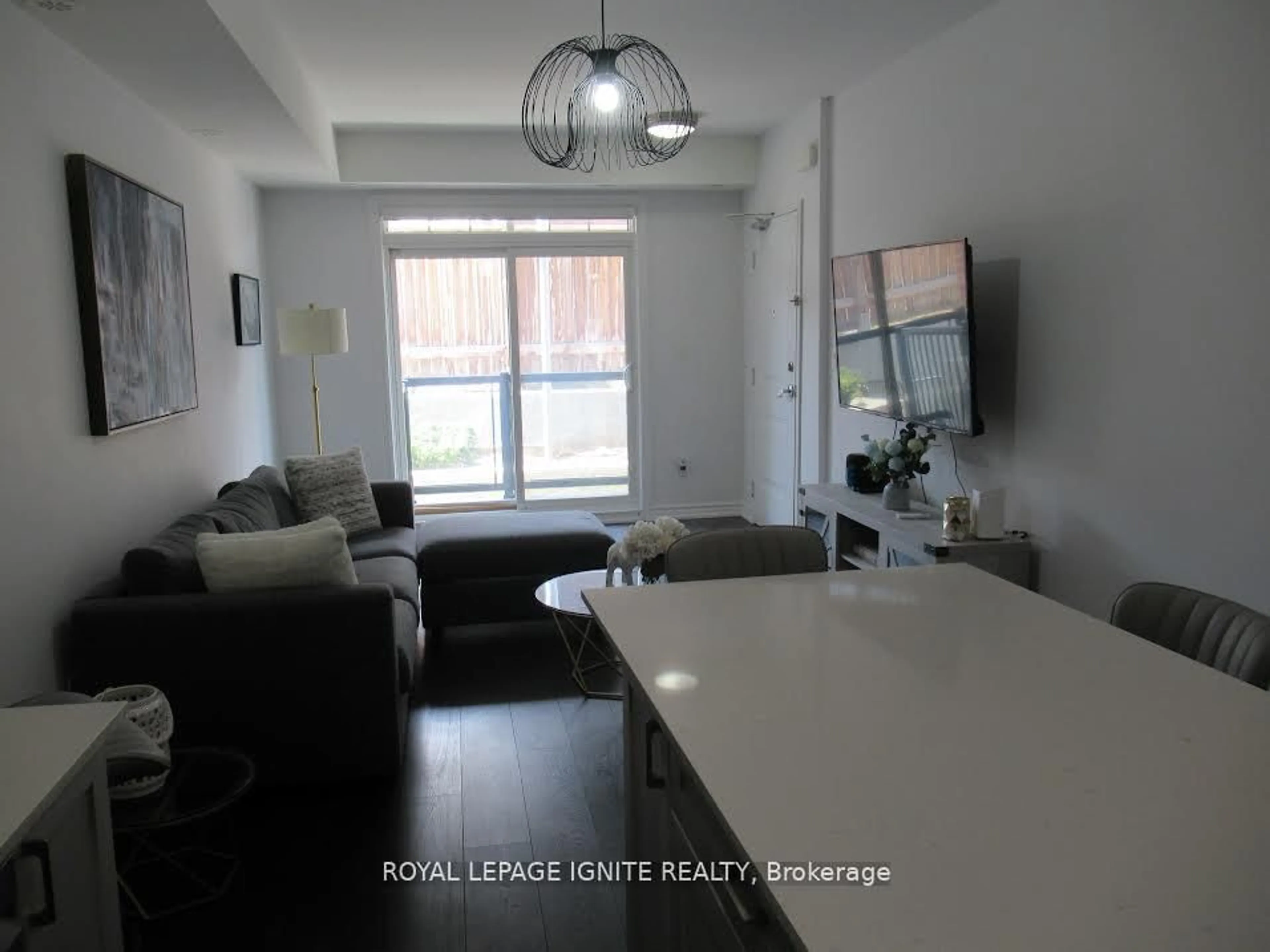 A pic of a room for 196 Pine Grove Rd #13, Vaughan Ontario L4L 0H8