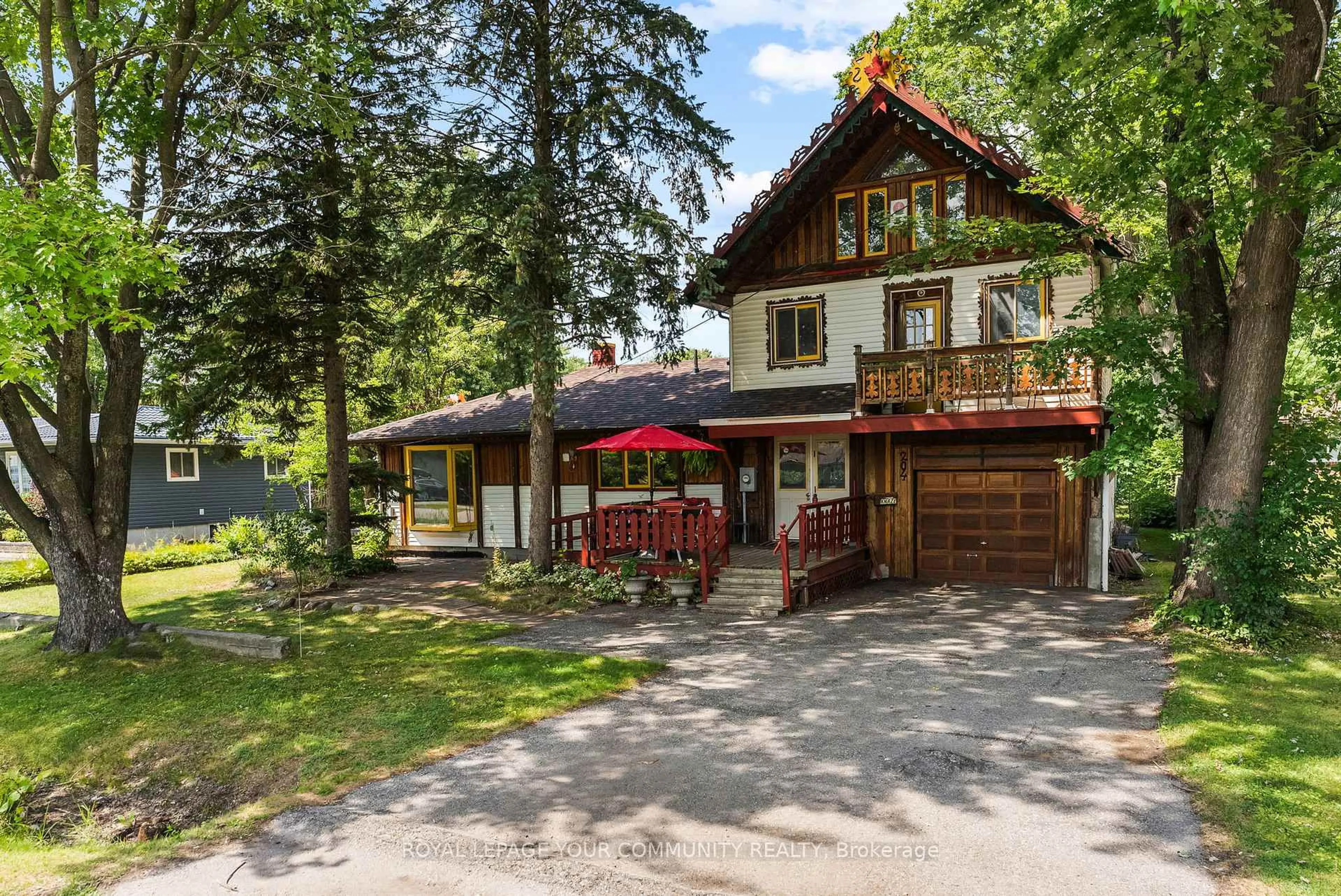 Unknown for 204 Woodland Ave, Georgina Ontario L4P 2M8