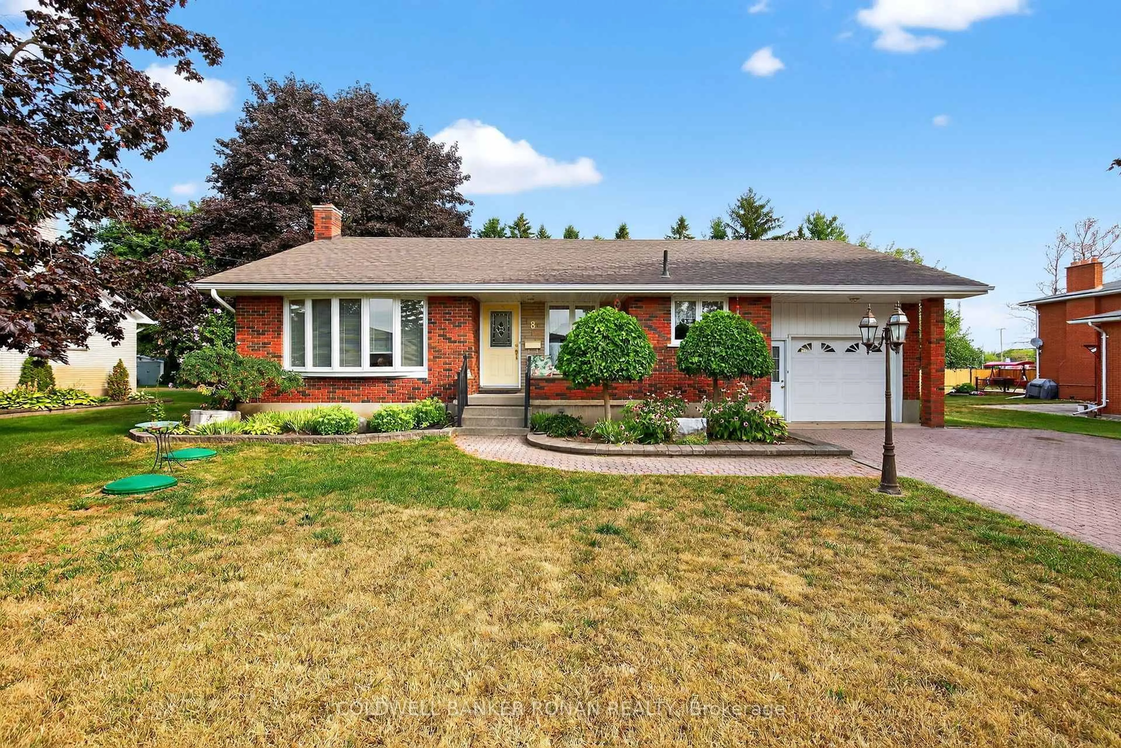 Home with brick exterior material, street for 8 Douglas Dr, New Tecumseth Ontario L9R 1J9