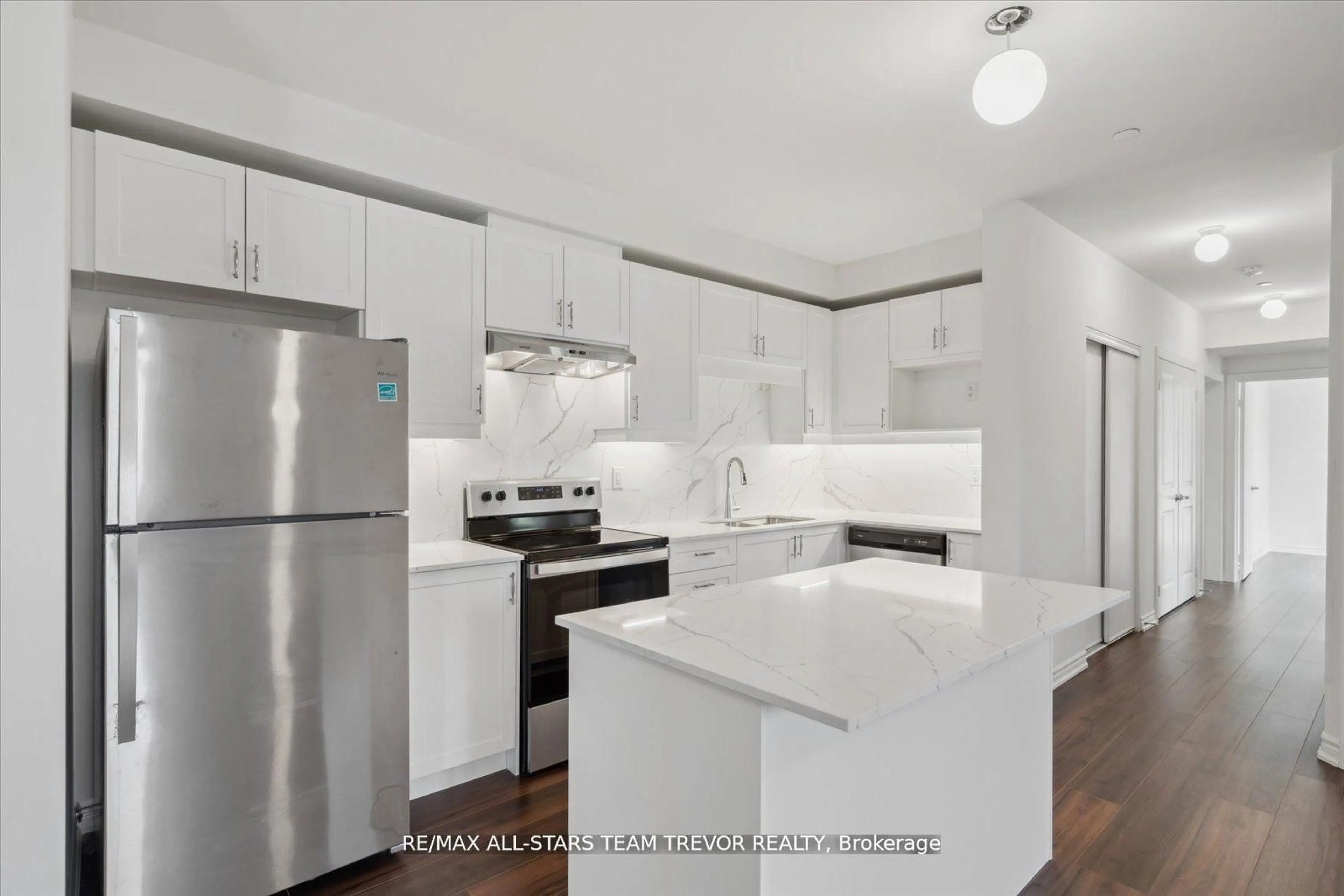 Unknown for 110 Grew Blvd #306, Georgina Ontario L0E 1L0