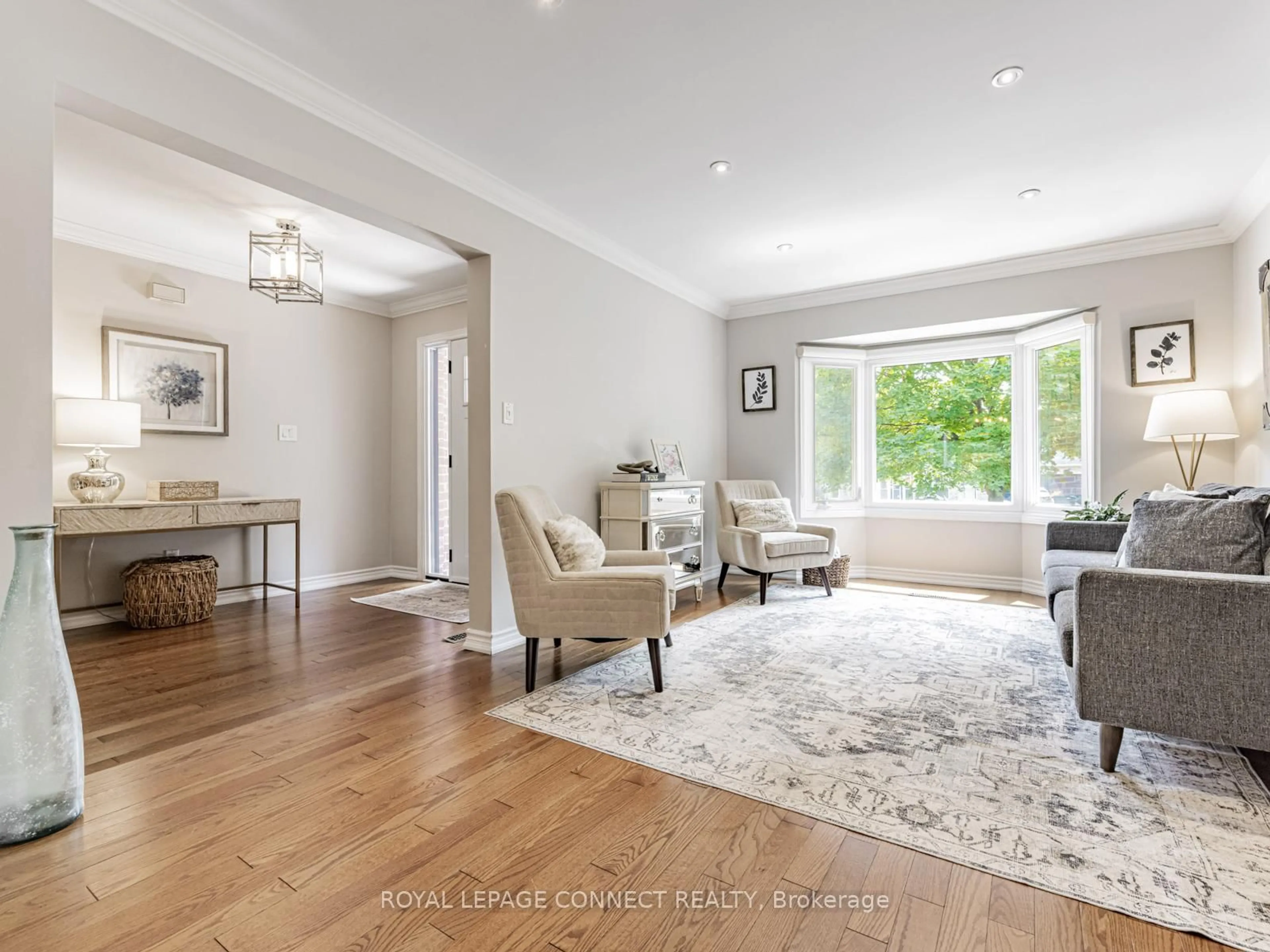 Living room with furniture, unknown for 42 Lyndhurst Dr, Markham Ontario L3T 6S5