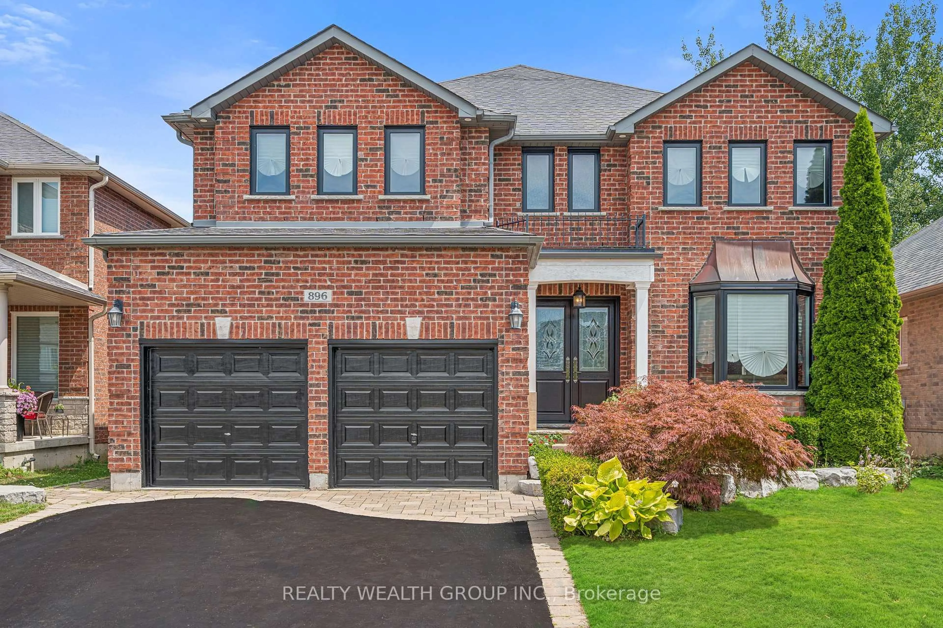 Home with brick exterior material, street for 896 Booth Ave, Innisfil Ontario L9S 0A6