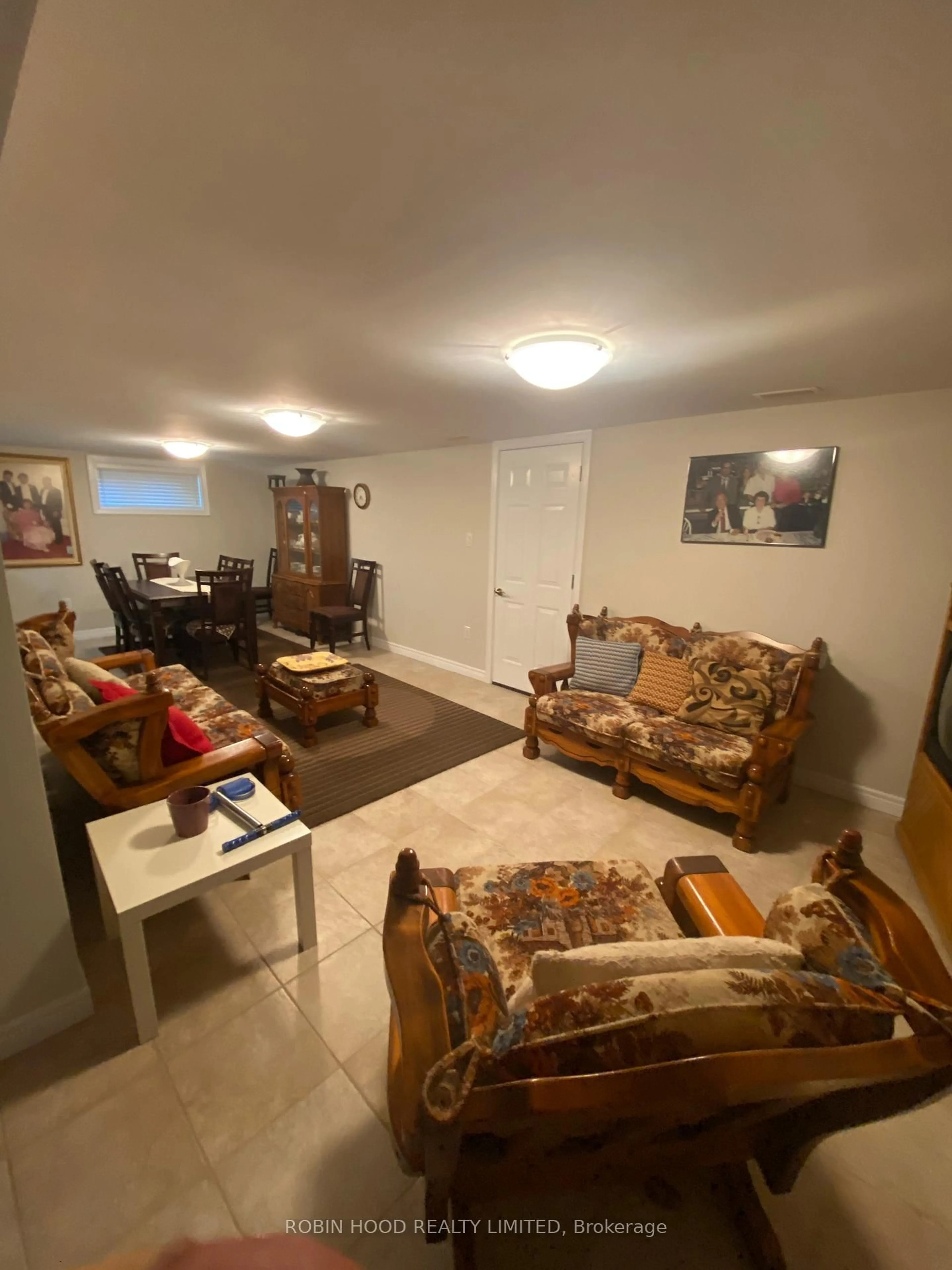 Living room with furniture, unknown for 10 Gram St, Vaughan Ontario L6A 3Z2