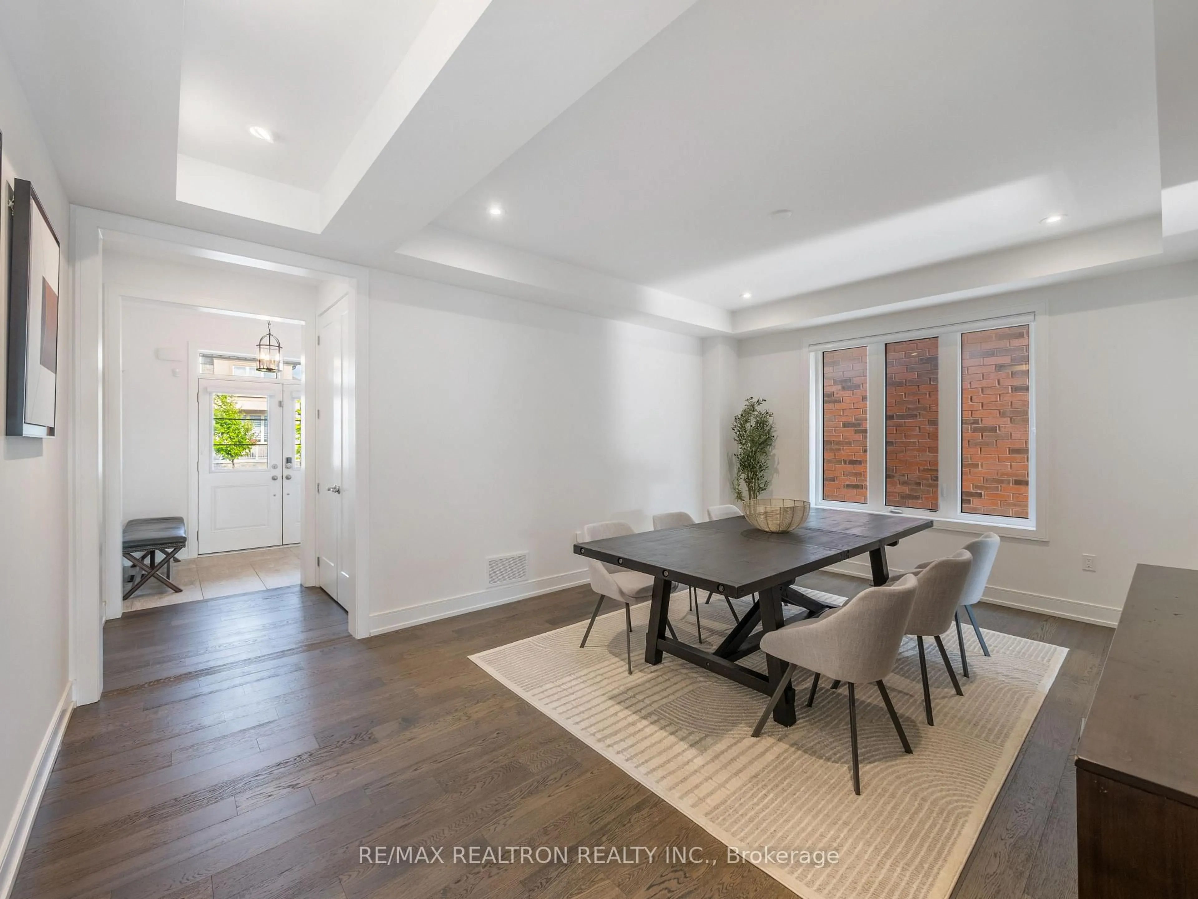 Dining room, unknown for 38 Balsdon Hllw, East Gwillimbury Ontario L9N 0Y1