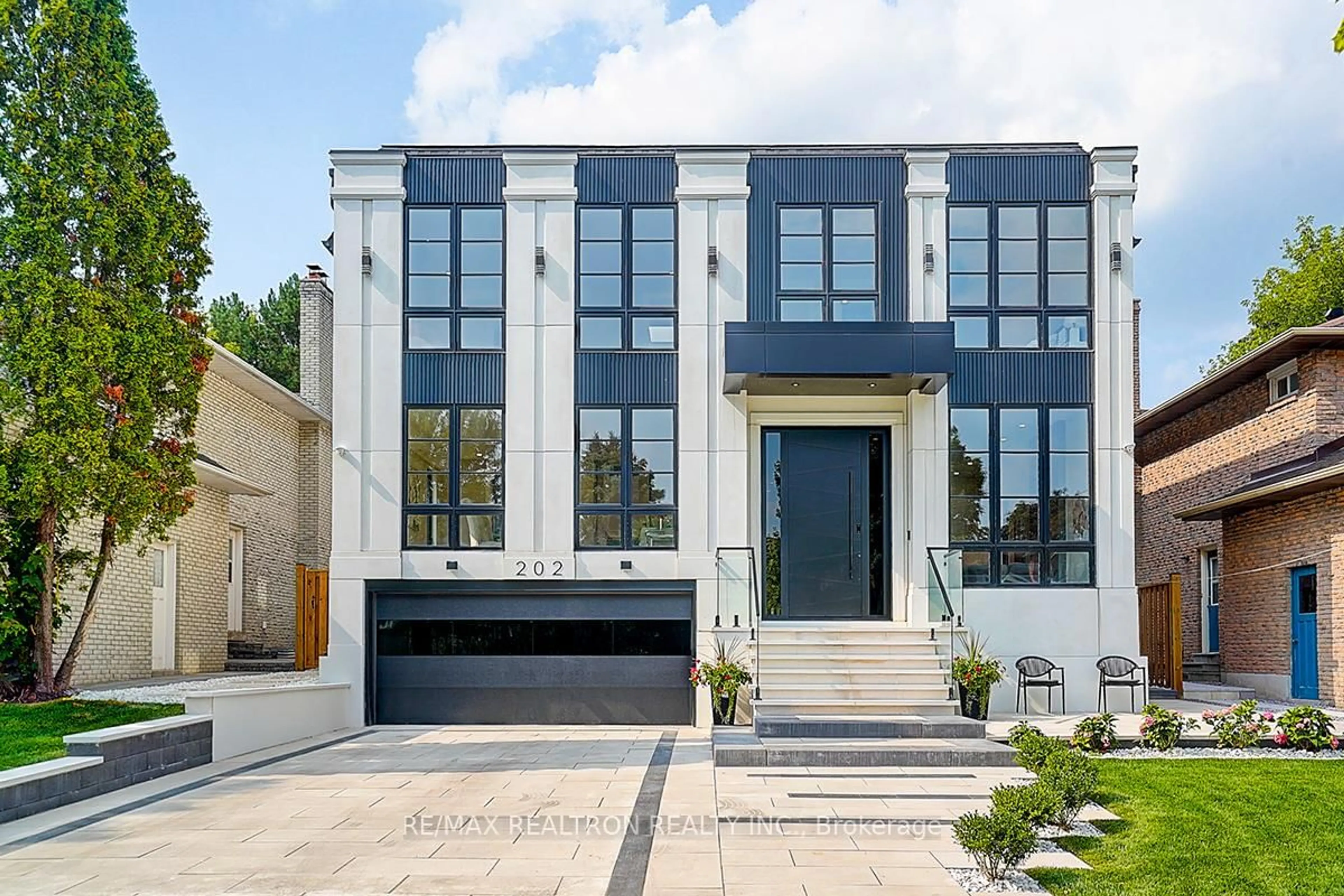 Home with brick exterior material, street for 202 Carlton Rd, Markham Ontario L3R 3L8