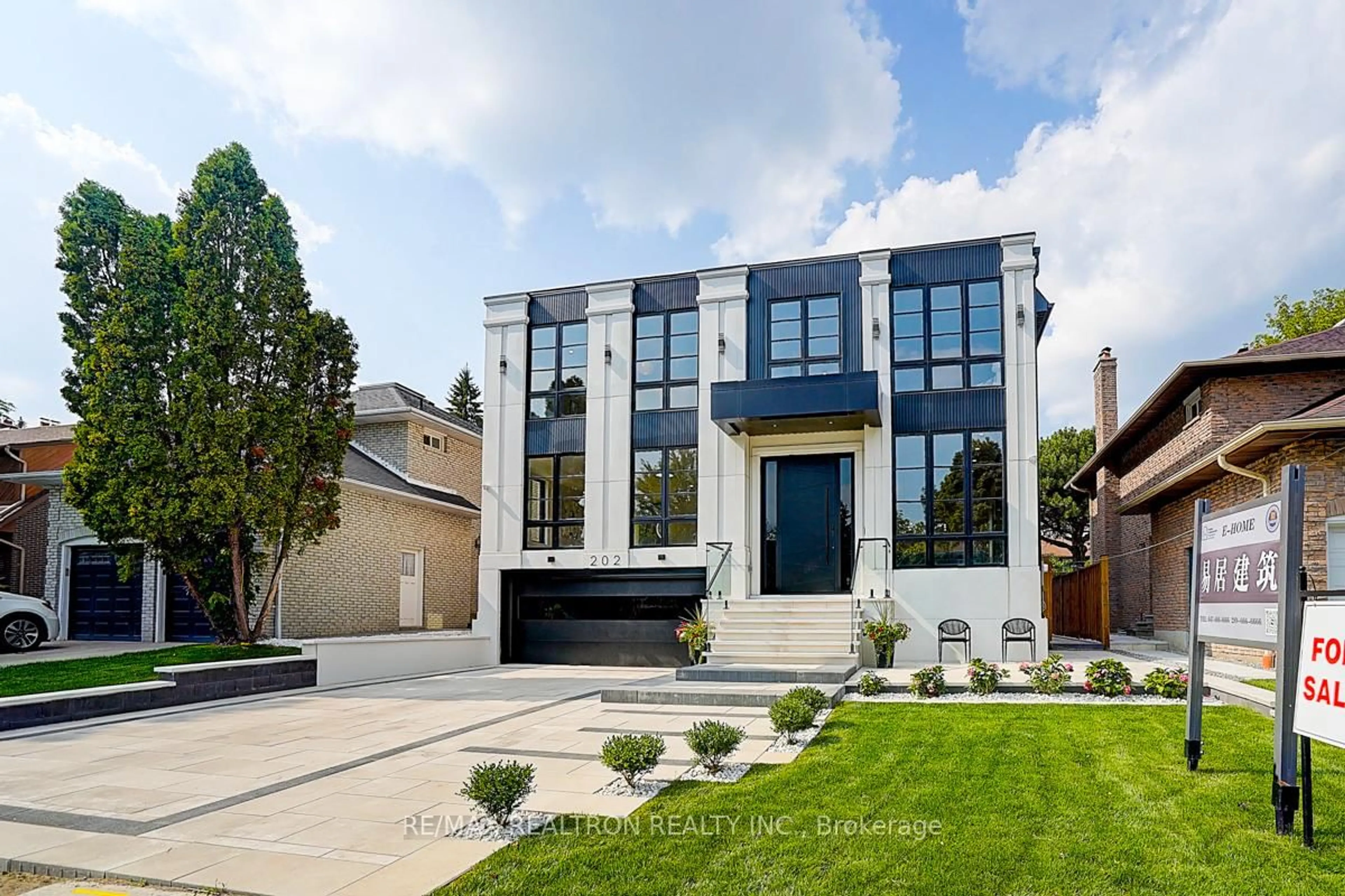 Home with brick exterior material, street for 202 Carlton Rd, Markham Ontario L3R 3L8
