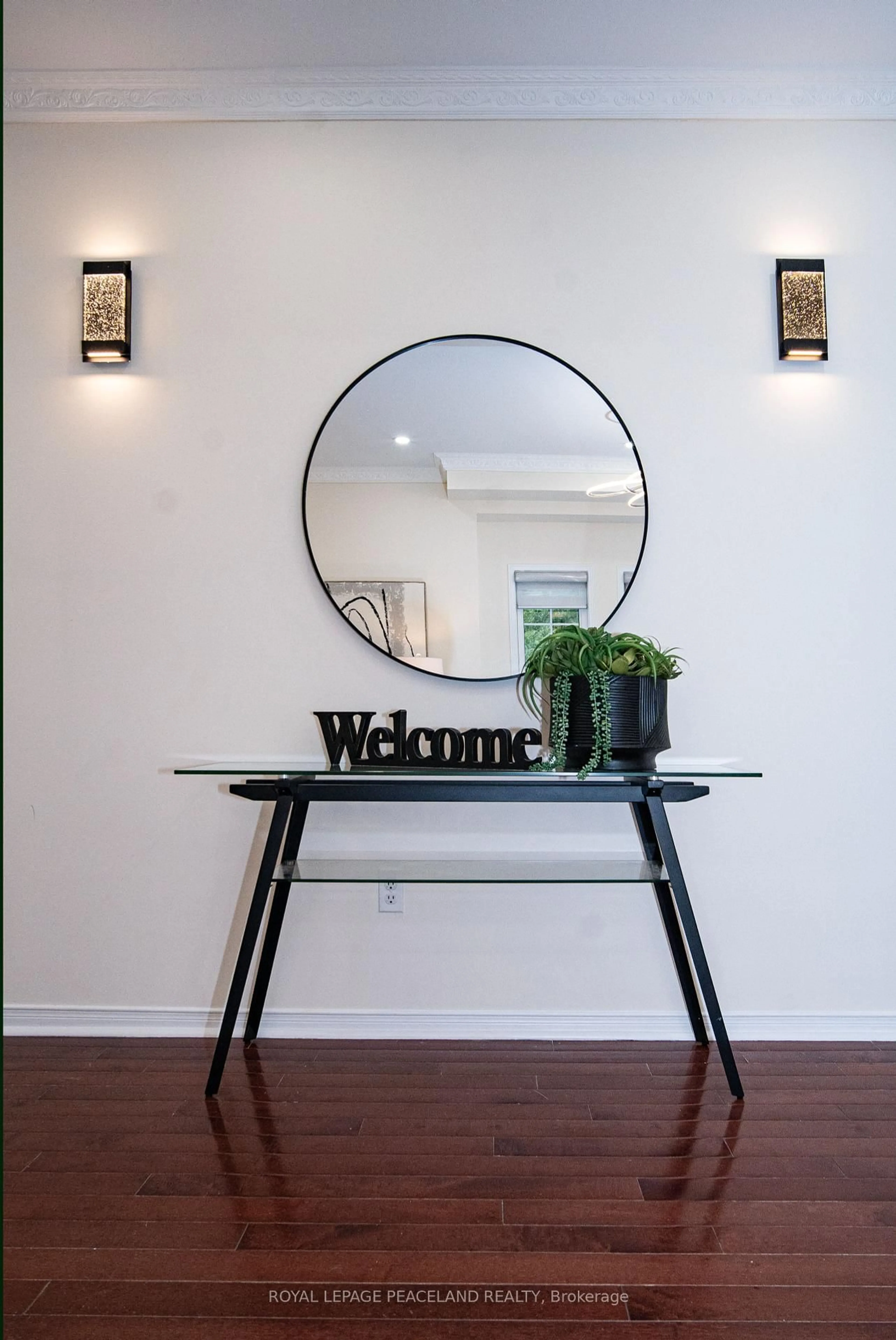 Indoor entryway for 536 Forsyth Farm Dr, Whitchurch-Stouffville Ontario L4A 0N3