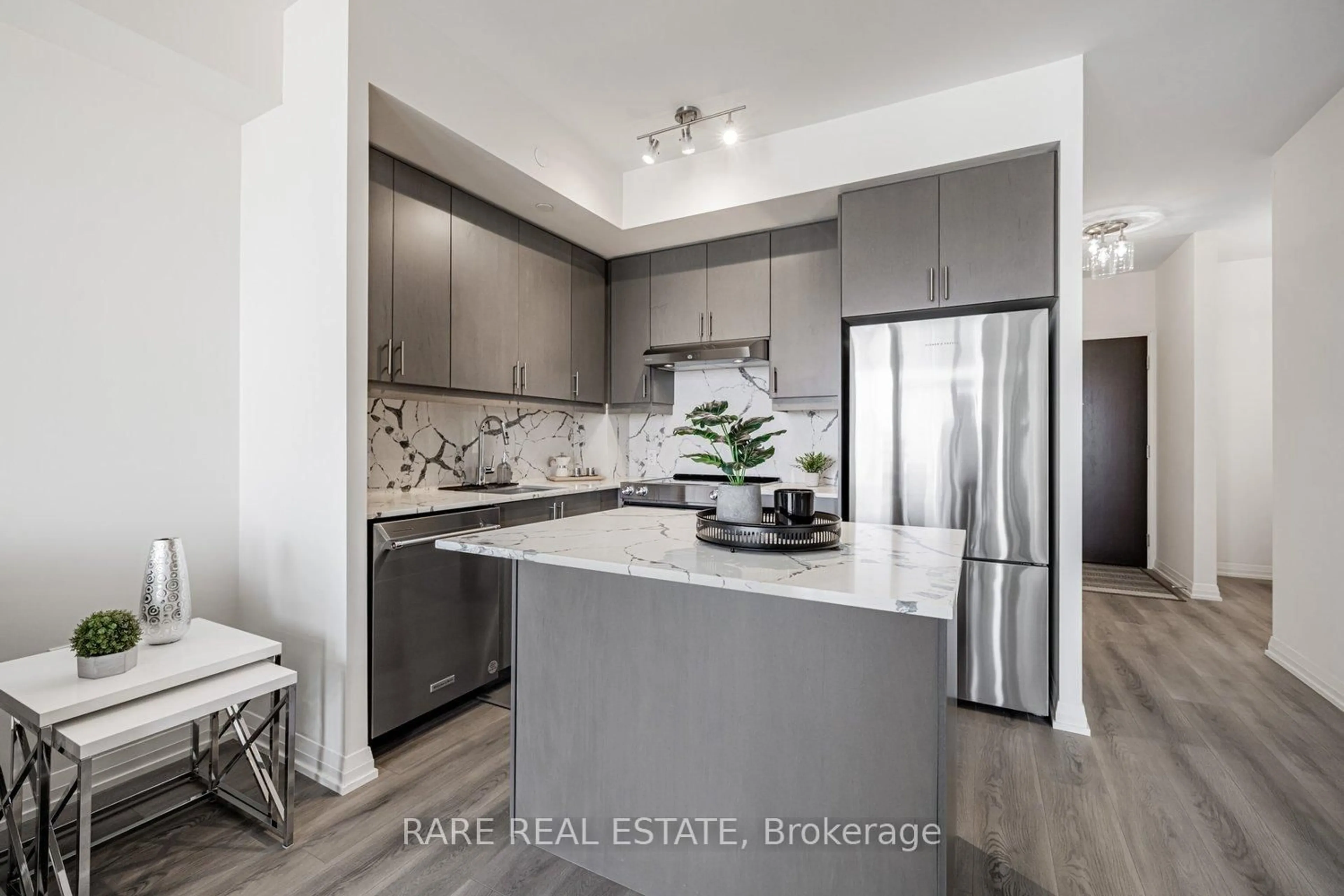 Open concept kitchen, unknown for 9000 Jane St #2110, Vaughan Ontario L4K 0M6