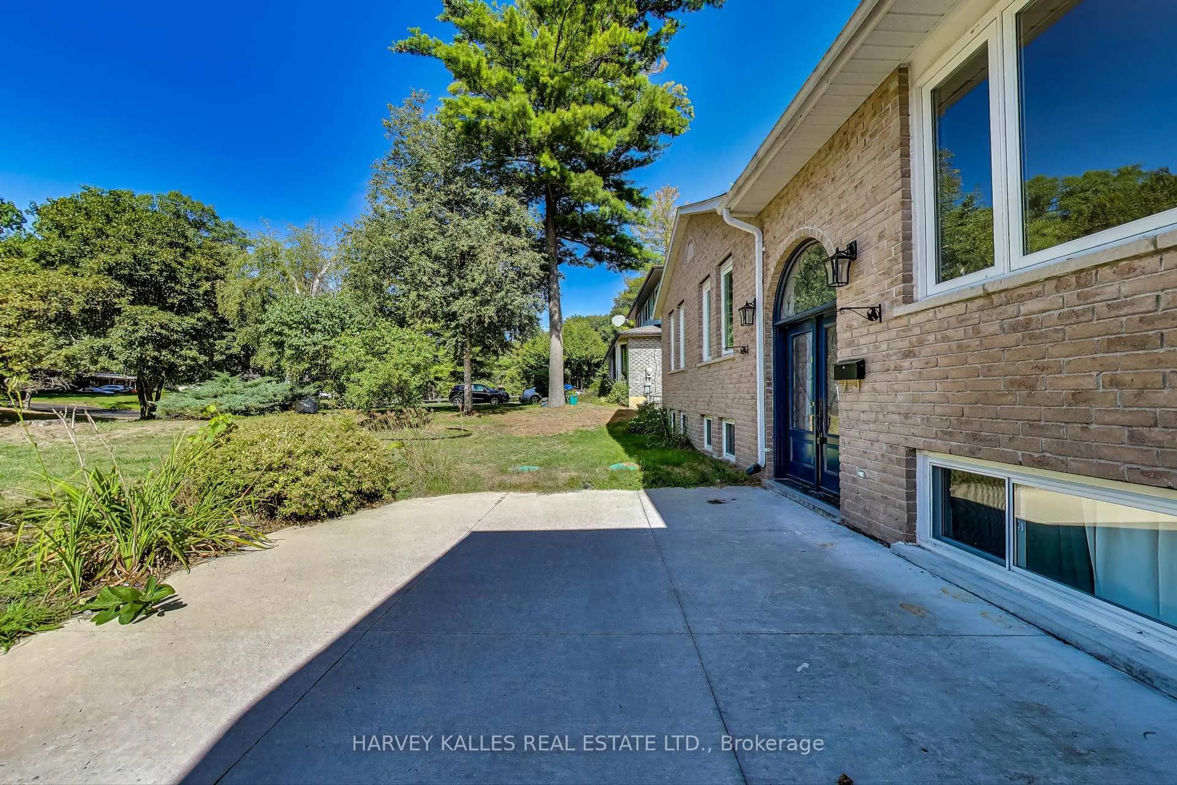 Unknown for 197 Park Ave, East Gwillimbury Ontario L9N 1J7