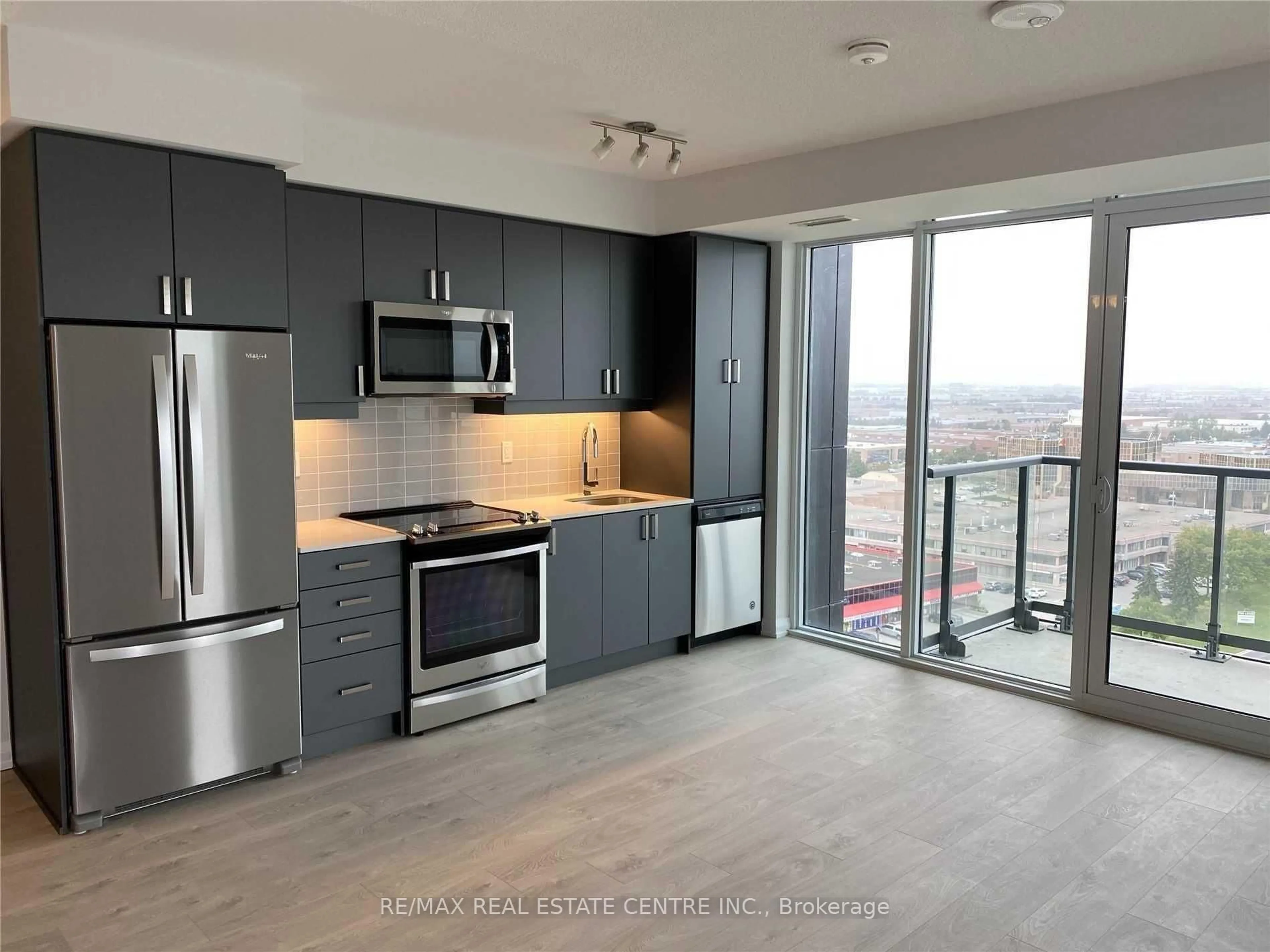 Open concept kitchen, unknown for 7895 Jane St #1515, Vaughan Ontario L4K 2M7