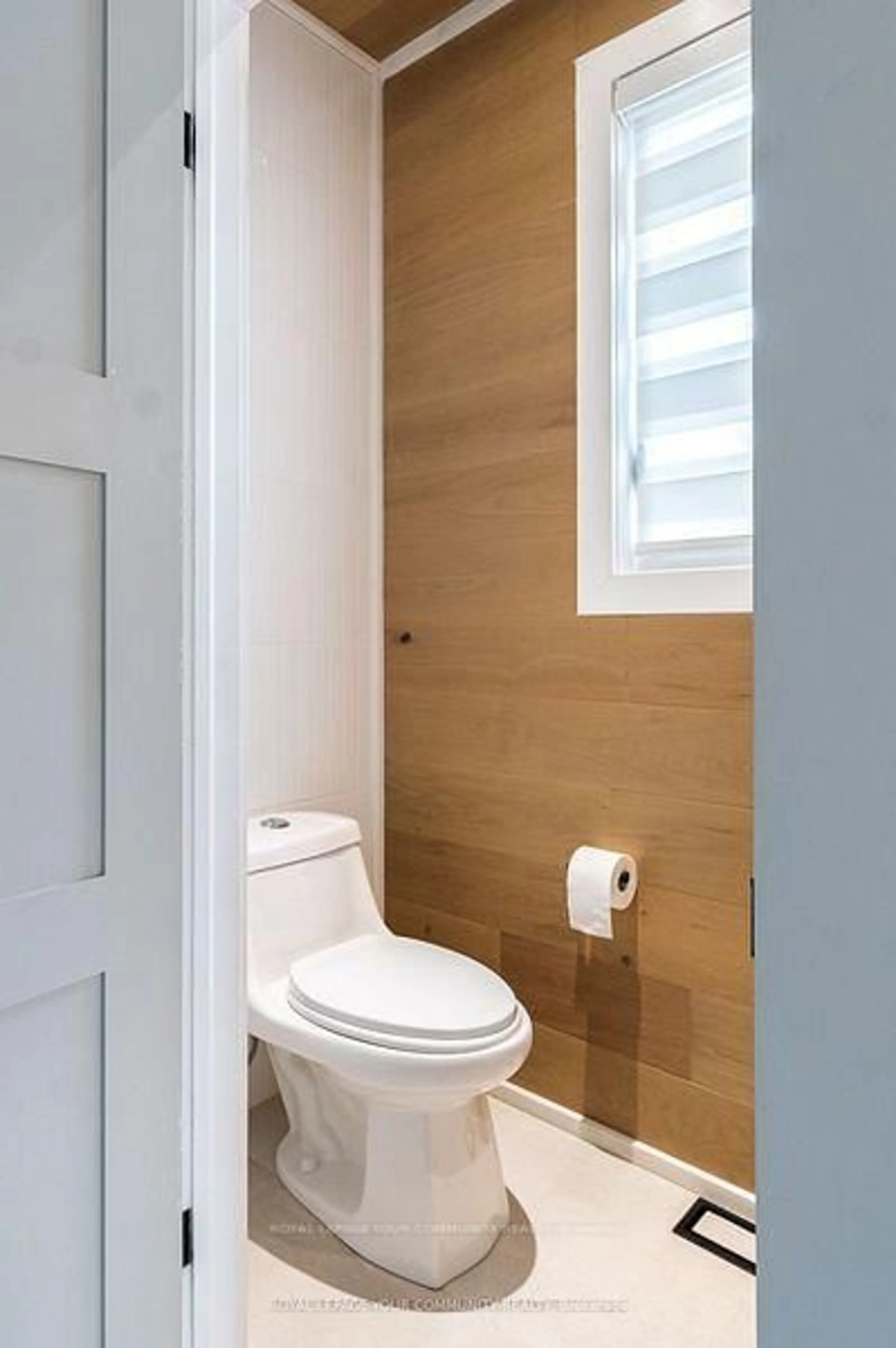 Contemporary bathroom, unknown for 54 Frederick Taylor Way, East Gwillimbury Ontario L0G 1M0