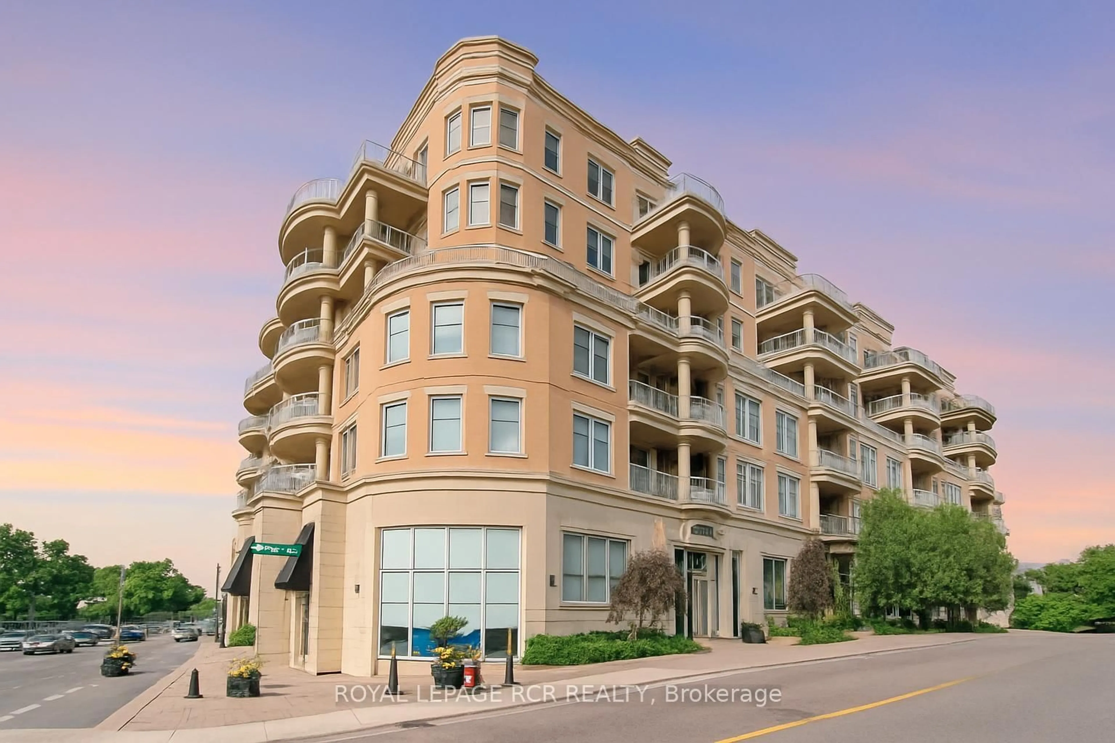 Unknown for 15277 Yonge St #409, Aurora Ontario L4G 1Y3