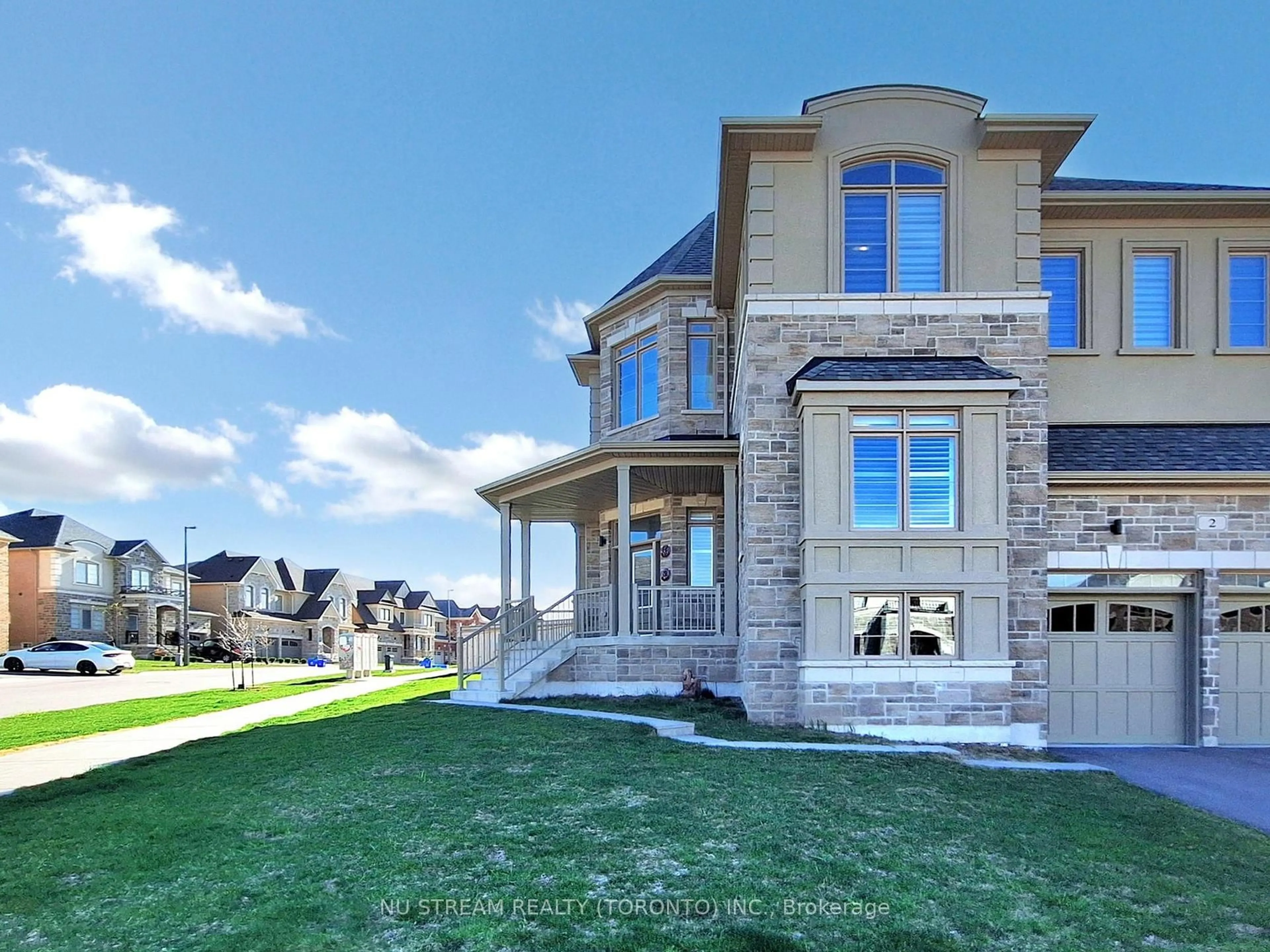 Home with brick exterior material, unknown for 2 Pietrowski Dr, Georgina Ontario L4P 0J7