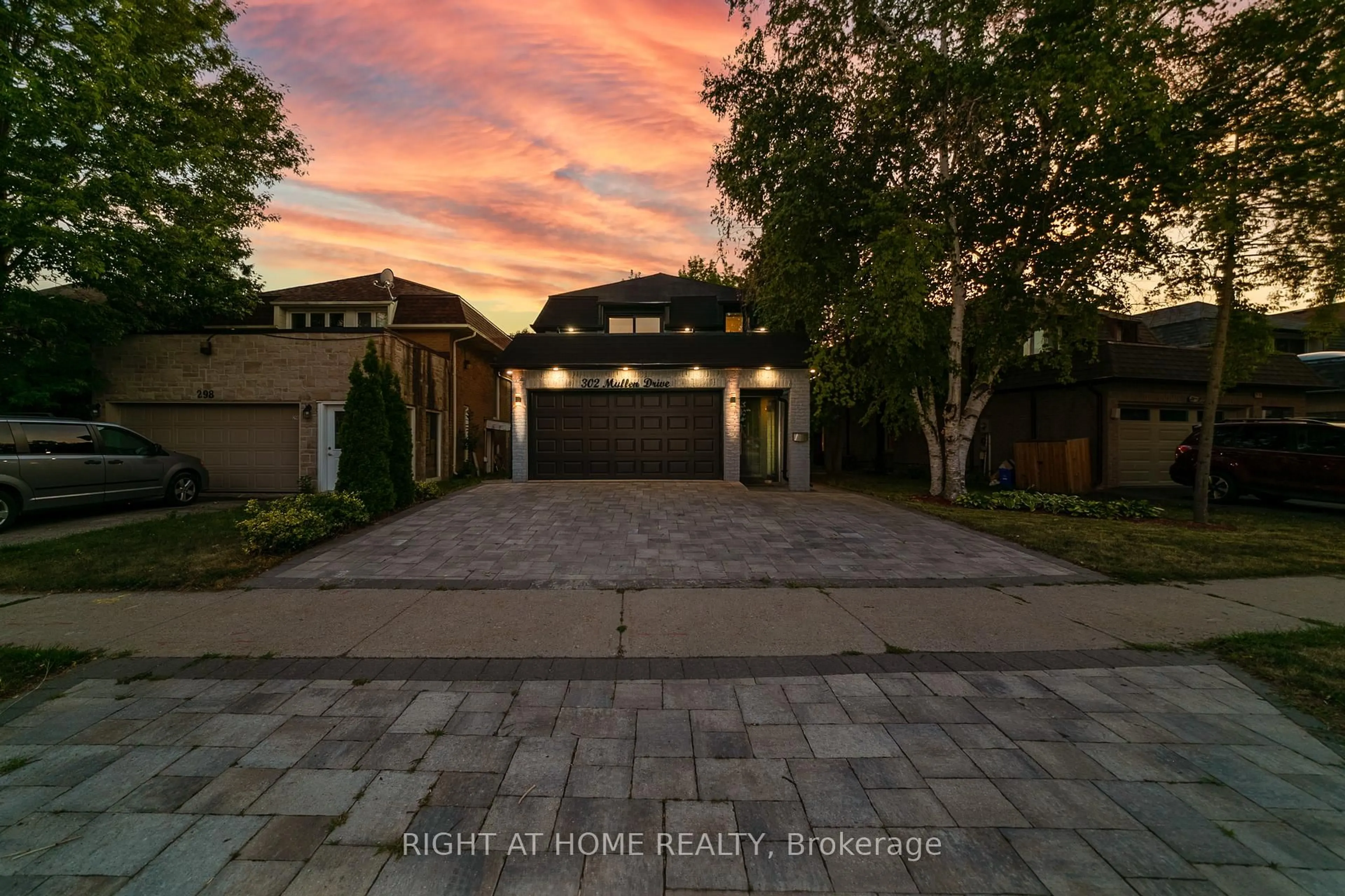 Unknown for 302 Mullen Dr, Vaughan Ontario L4J 2P2