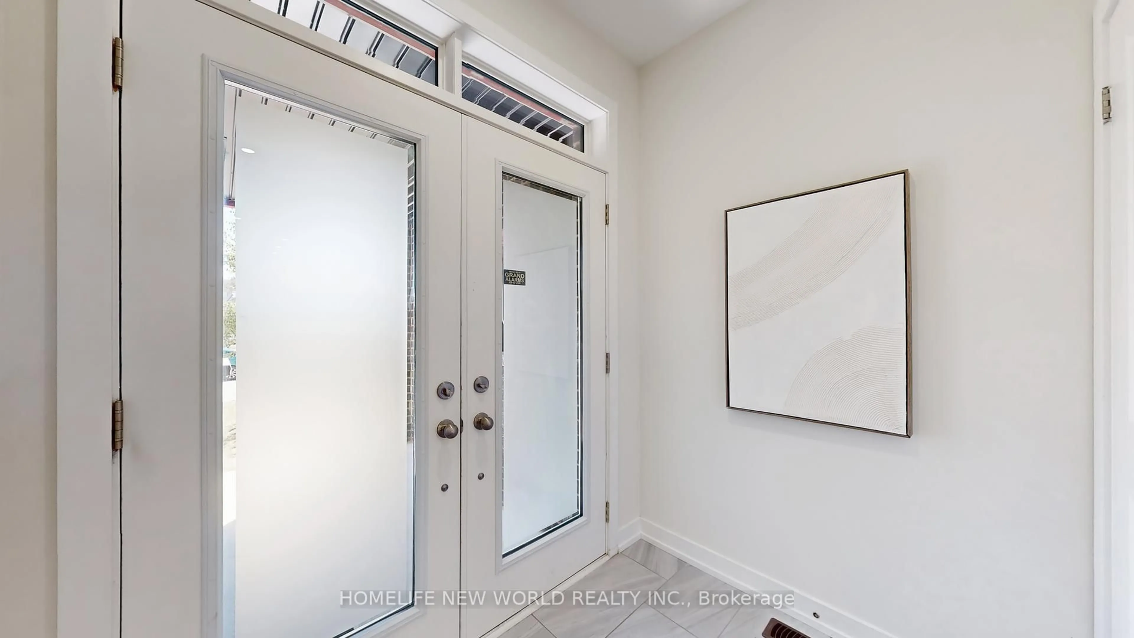 Indoor entryway for 5 Fancamp Dr, Vaughan Ontario L6A 4Z2