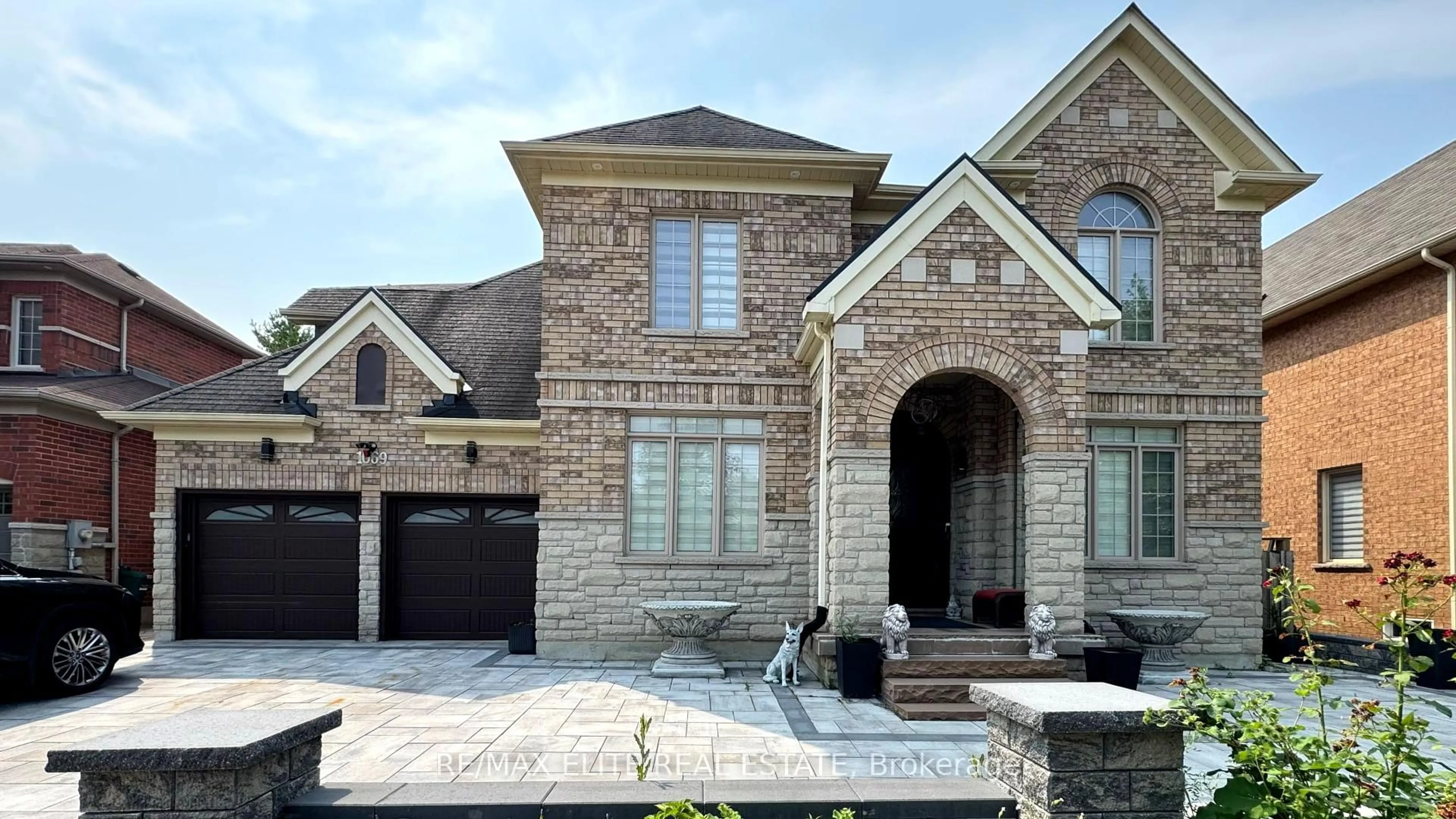 Home with brick exterior material, street for 1069 Nellie Little Cres, Newmarket Ontario L3X 3E3