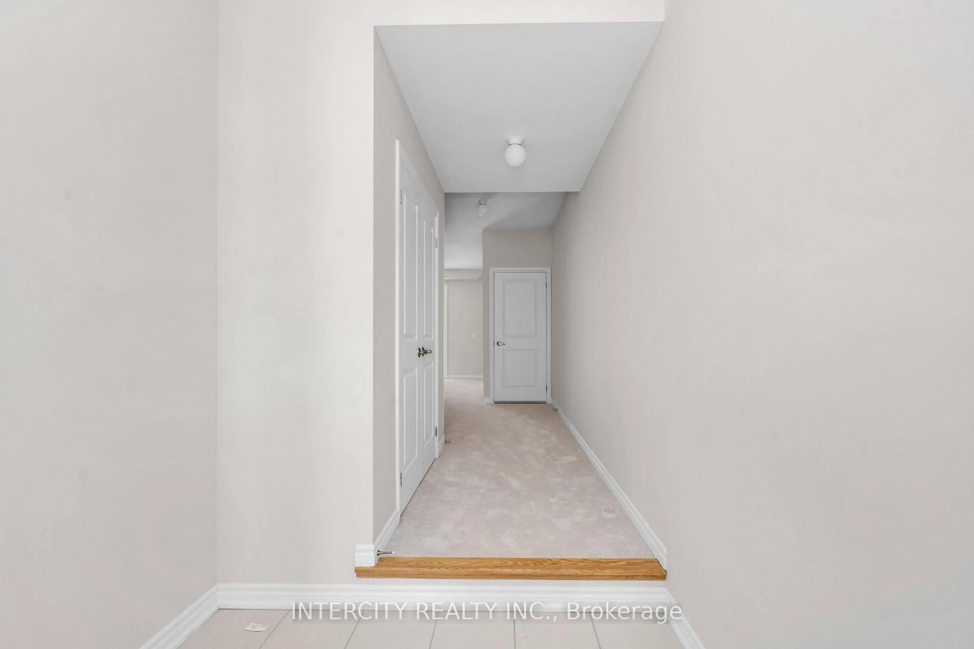 Unknown for 29 Drainie St, Vaughan Ontario L4H 5J3