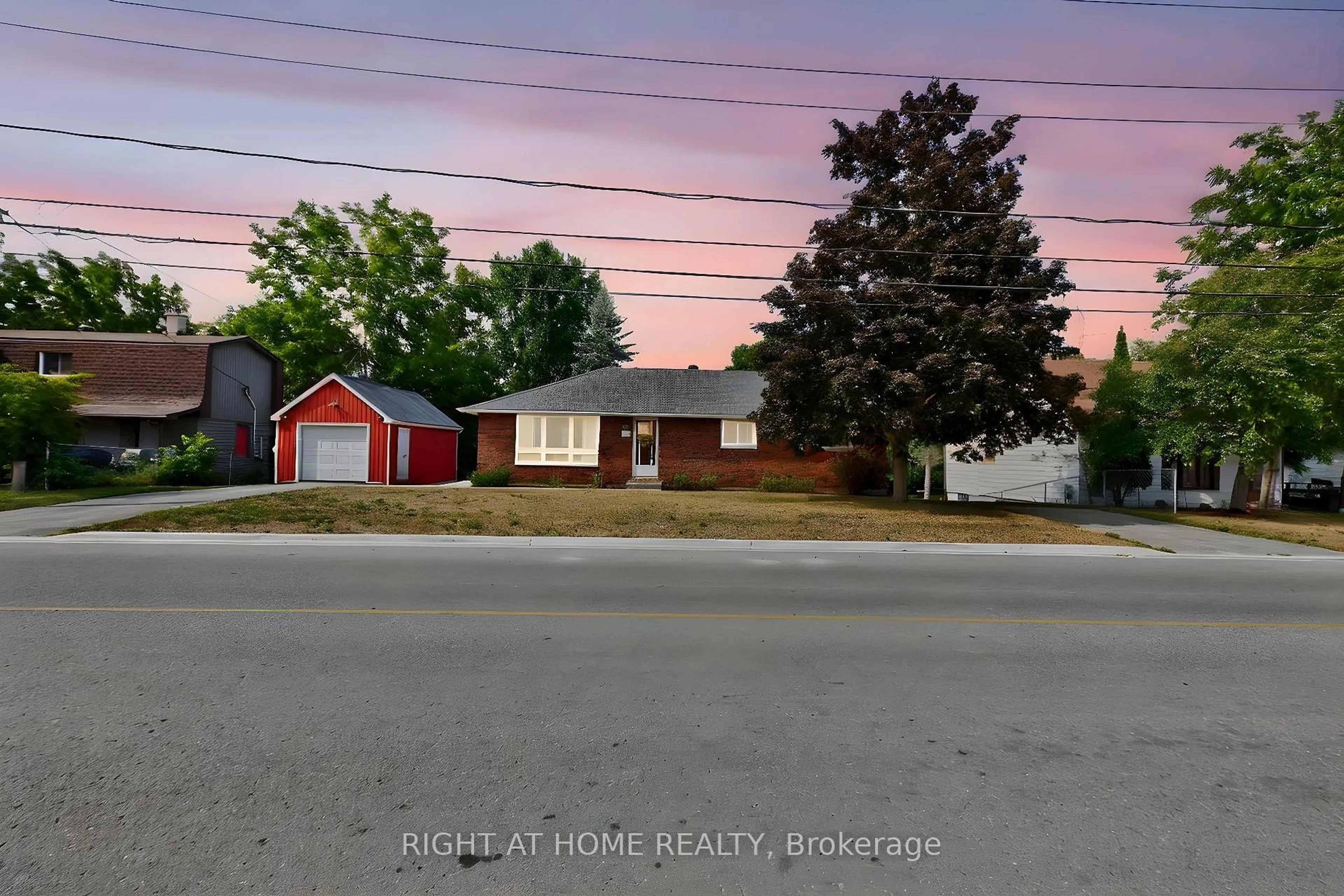 A pic from outside/outdoor area/front of a property/back of a property/a pic from drone, street for 167 Margaret St, Essa Ontario L0M 1B0