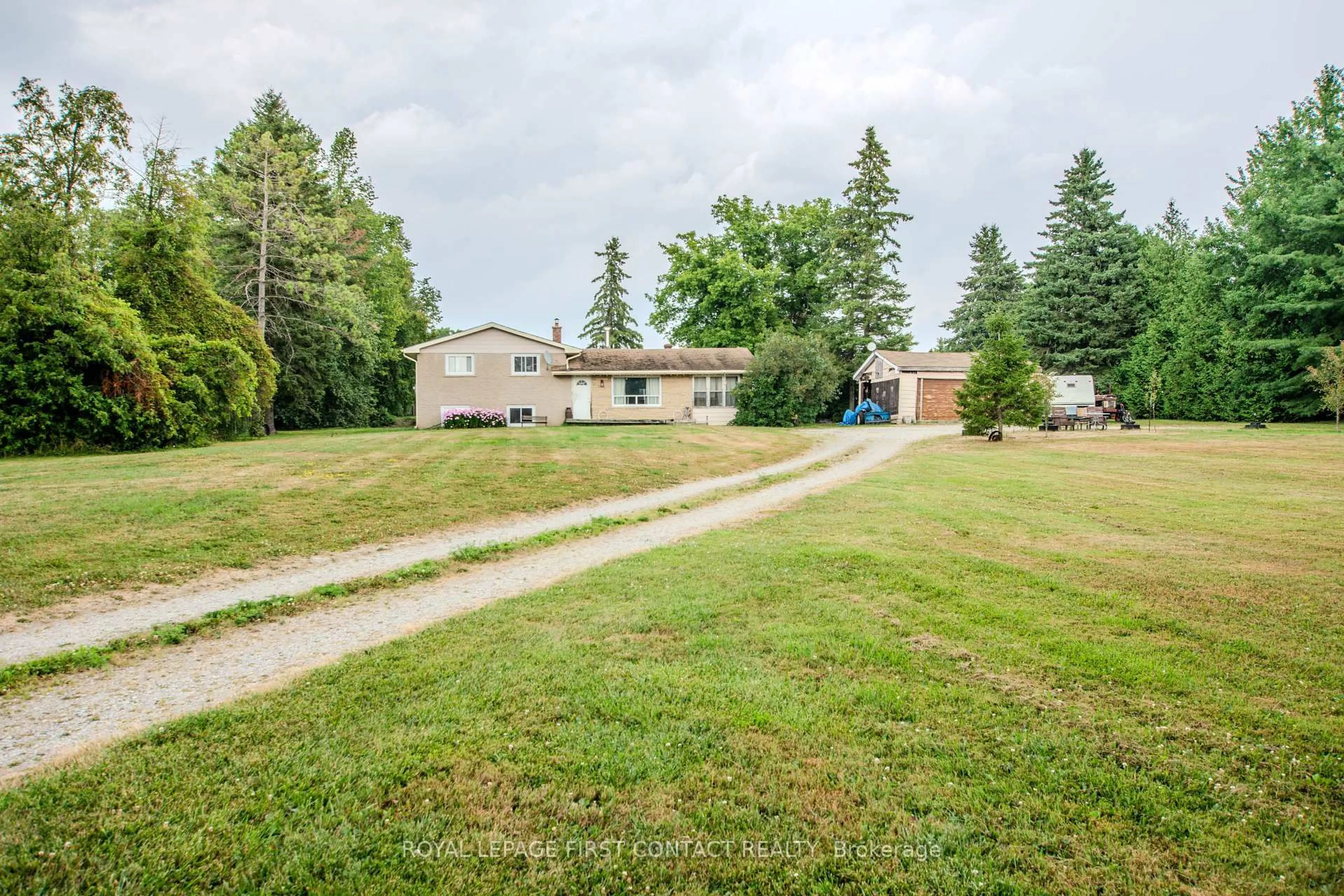 A pic from outside/outdoor area/front of a property/back of a property/a pic from drone, street for 5321 Eighth Line, Essa Ontario L0L 1L0