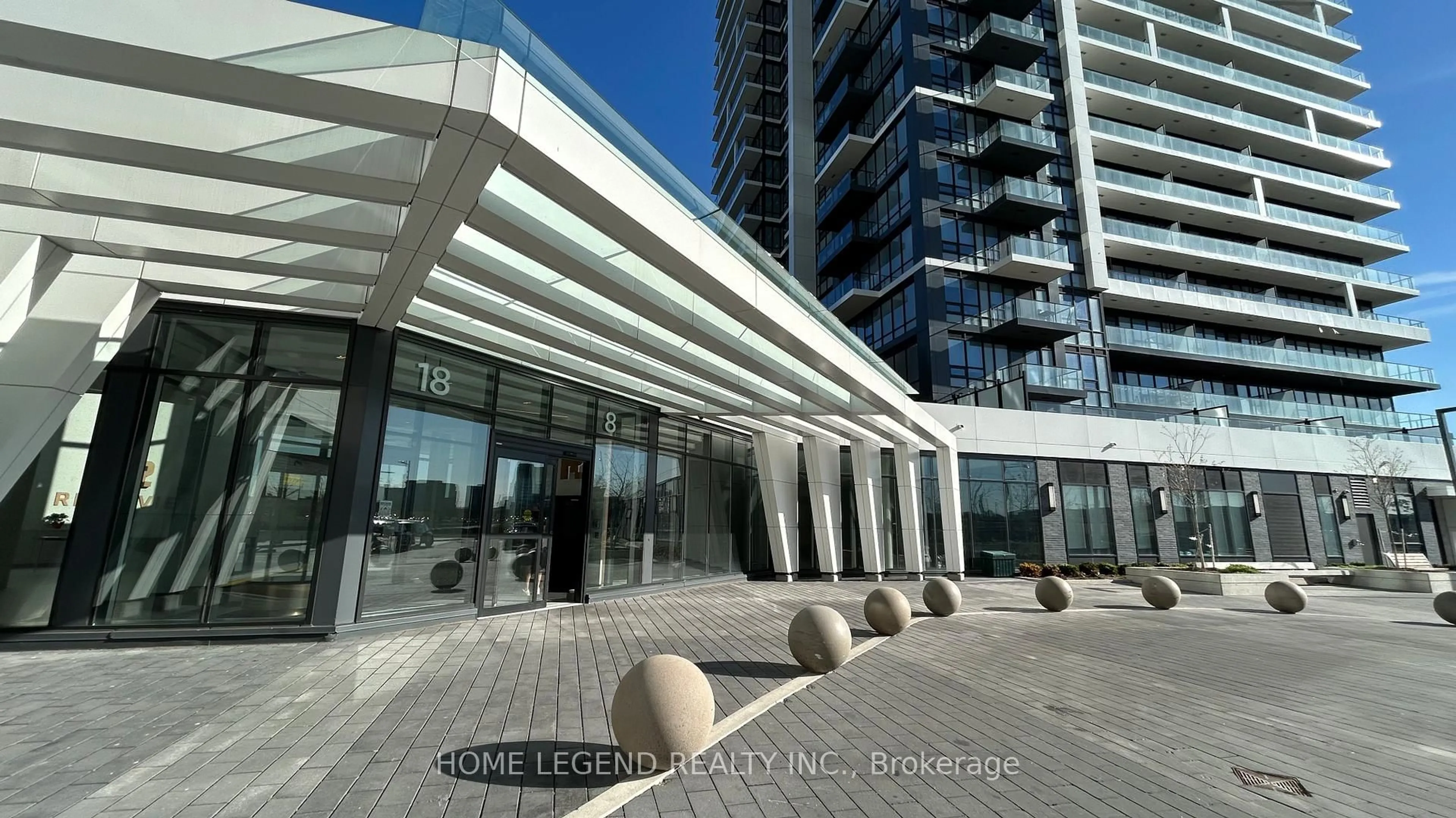 Indoor foyer for 18 Water Walk Dr #3108, Markham Ontario L3R 6L5