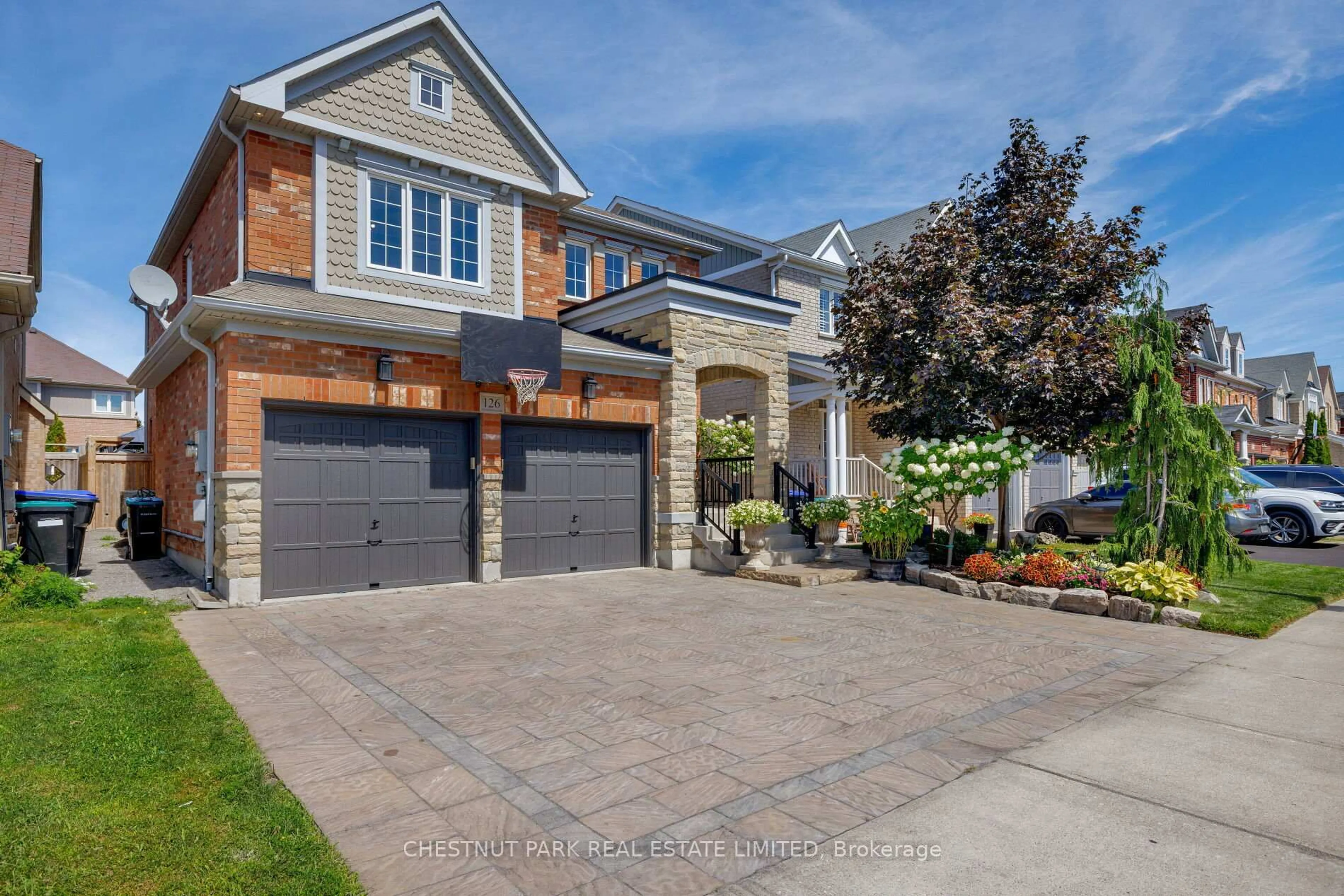 Home with brick exterior material, street for 126 Blue Dasher Blvd, Bradford West Gwillimbury Ontario L3Z 0E5