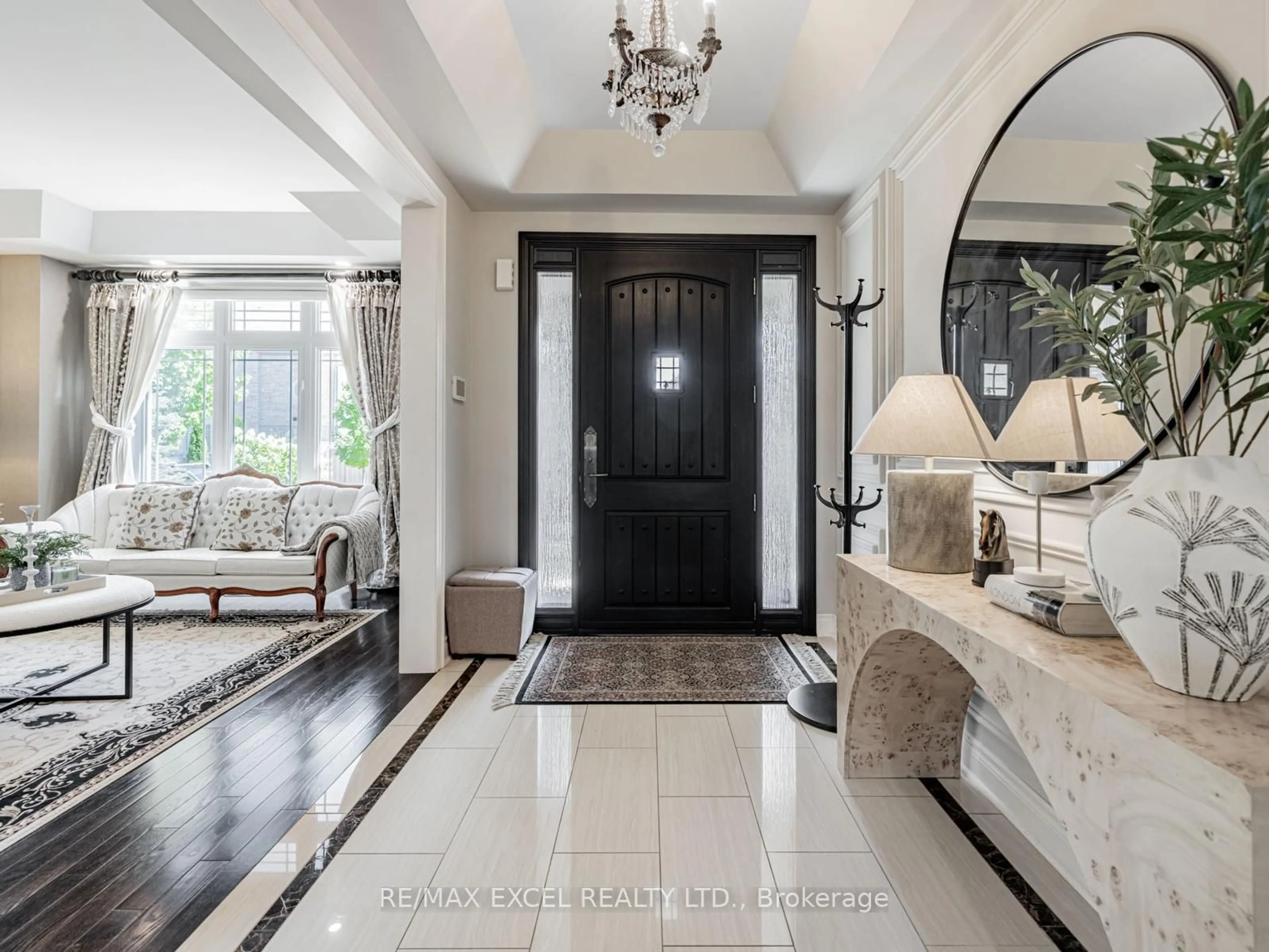 Indoor entryway for 146 Upper Post Rd, Vaughan Ontario L6A 4J9