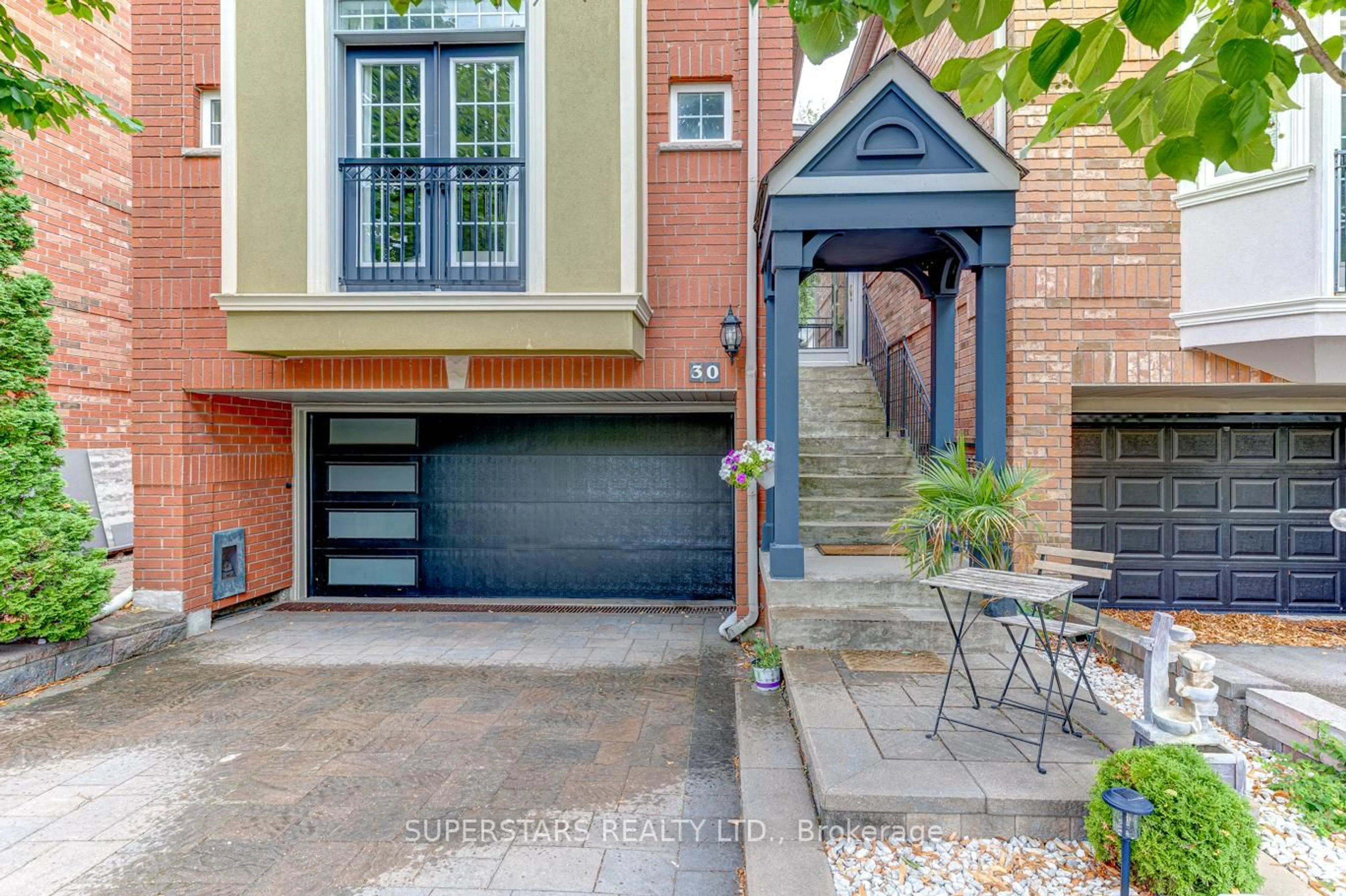 Home with brick exterior material, street for 30 Crispin Crt, Markham Ontario L3R 4G6