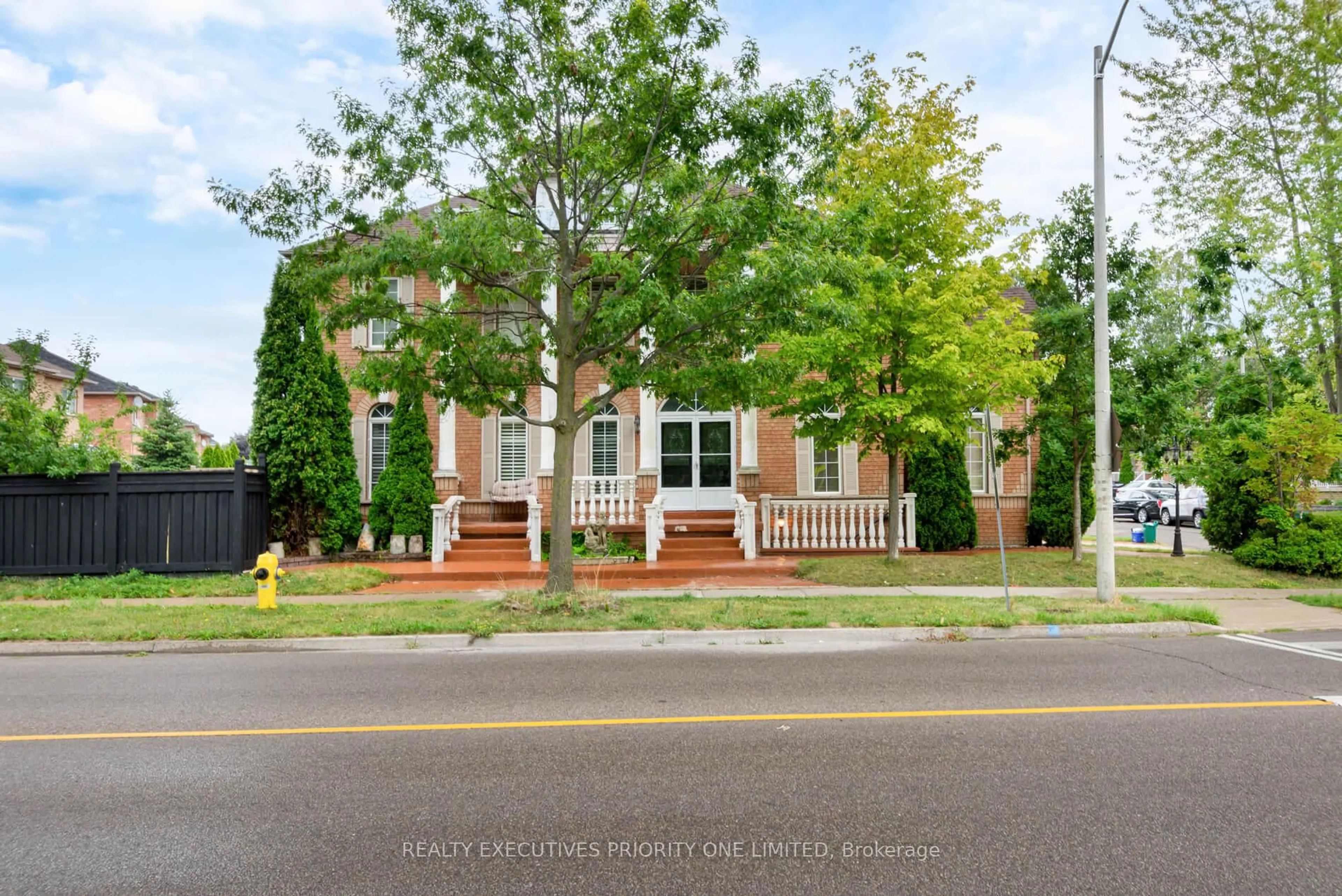 Home with brick exterior material, street for 2 Foxhunt Dr, Vaughan Ontario L4H 2K8