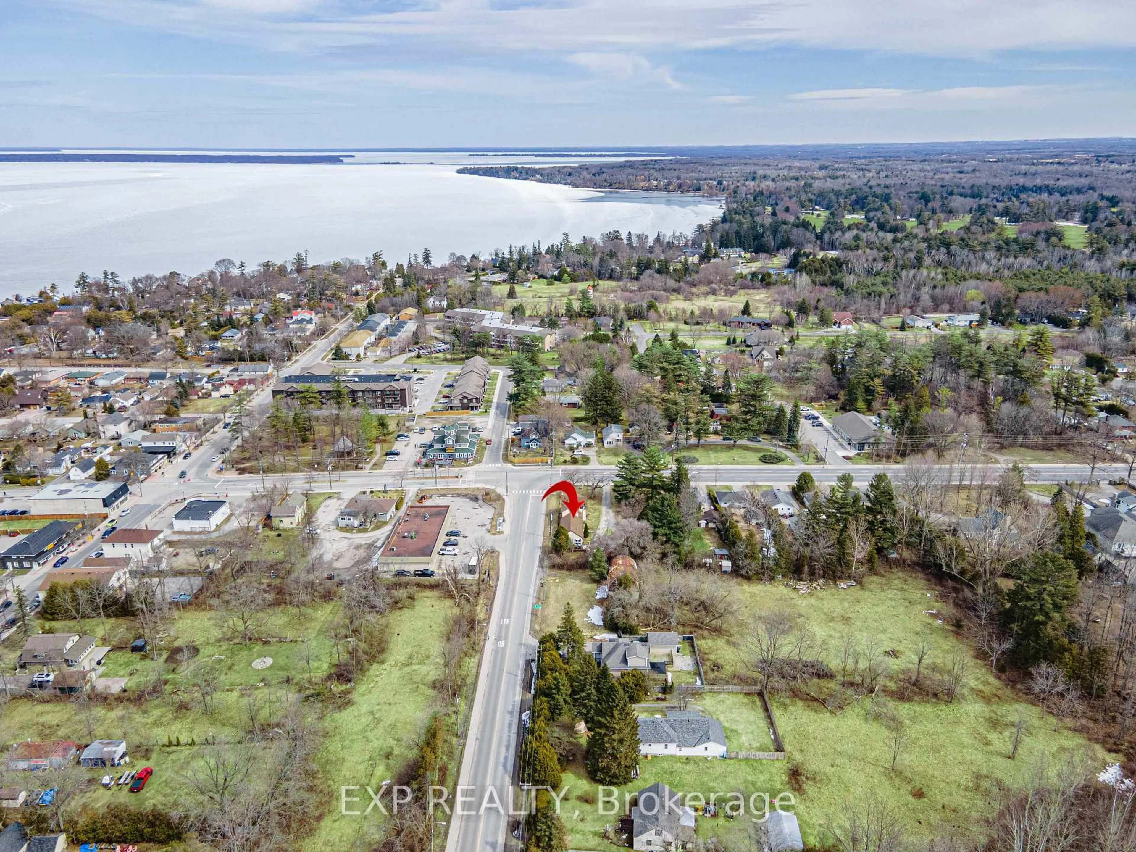 A pic from outside/outdoor area/front of a property/back of a property/a pic from drone, water/lake/river/ocean view for 21082 Dalton Rd, Georgina Ontario L0E 1L0