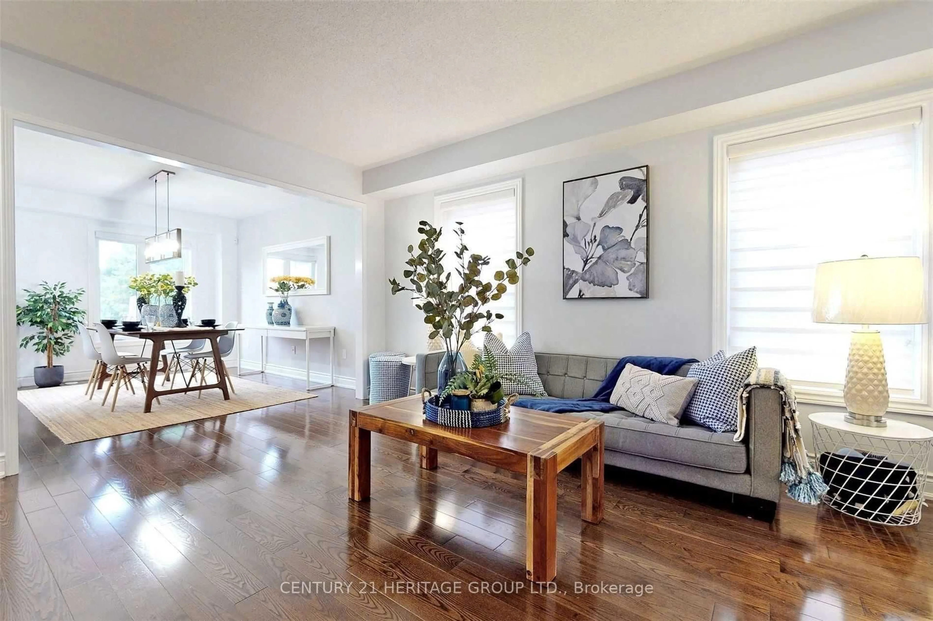 Living room with furniture, unknown for 37 Peak Point Blvd, Vaughan Ontario L6A 3T9