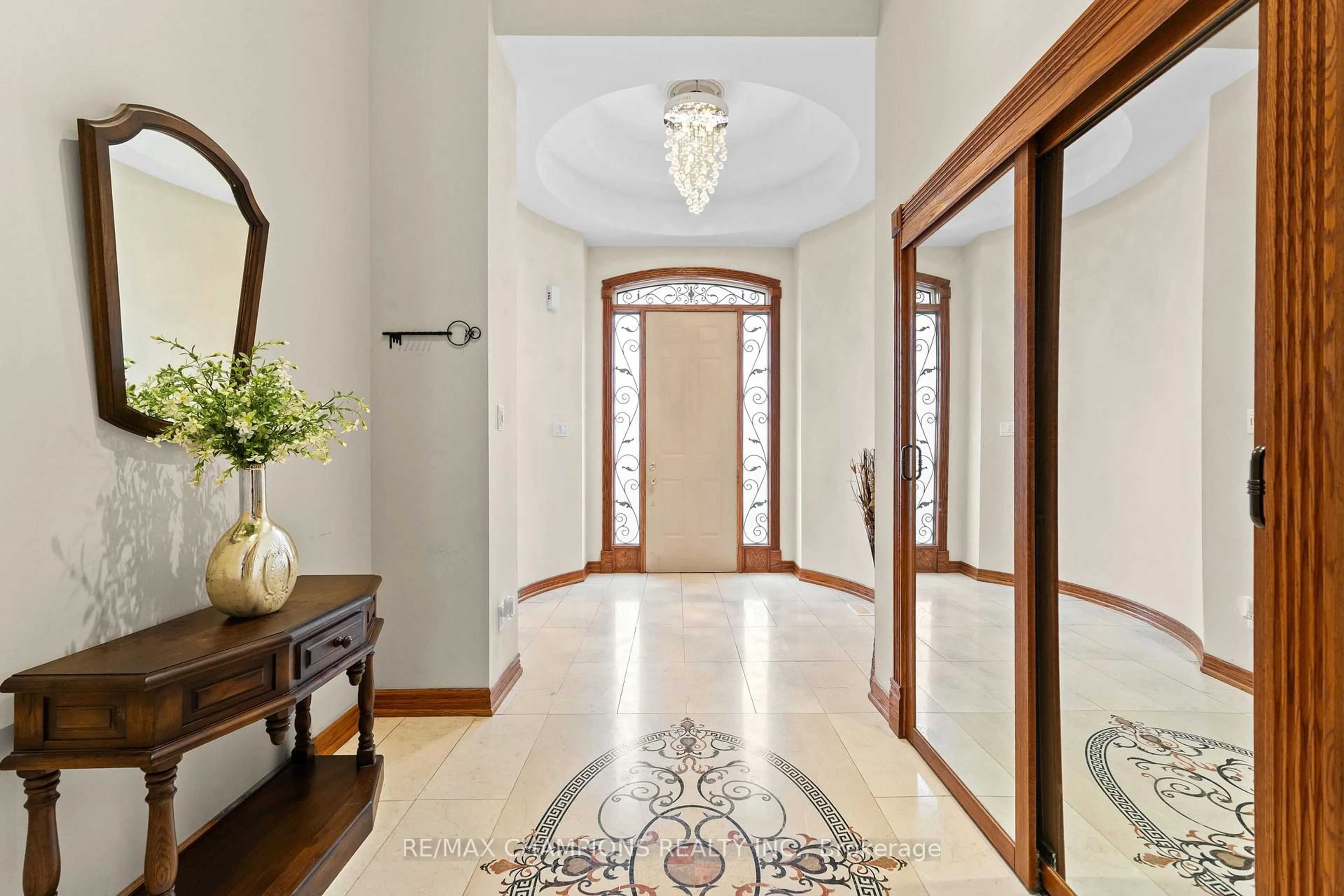 Indoor foyer for 96 Wardlaw Pl, Vaughan Ontario L4H 0Z8
