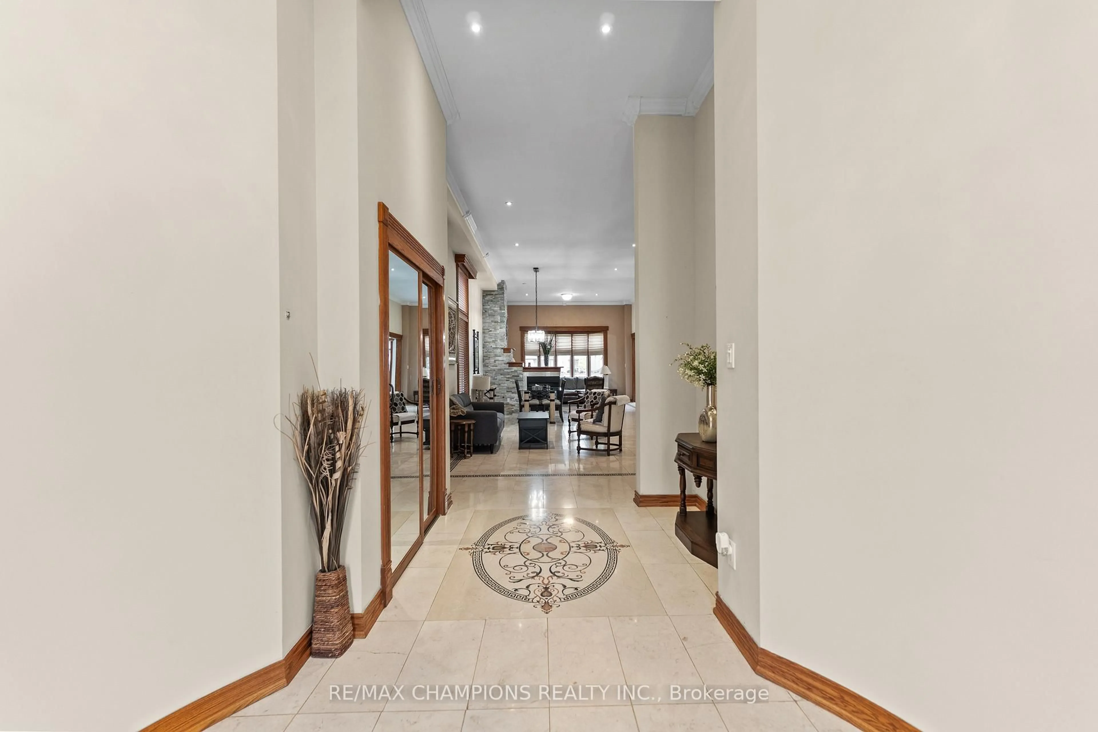 Indoor foyer for 96 Wardlaw Pl, Vaughan Ontario L4H 0Z8