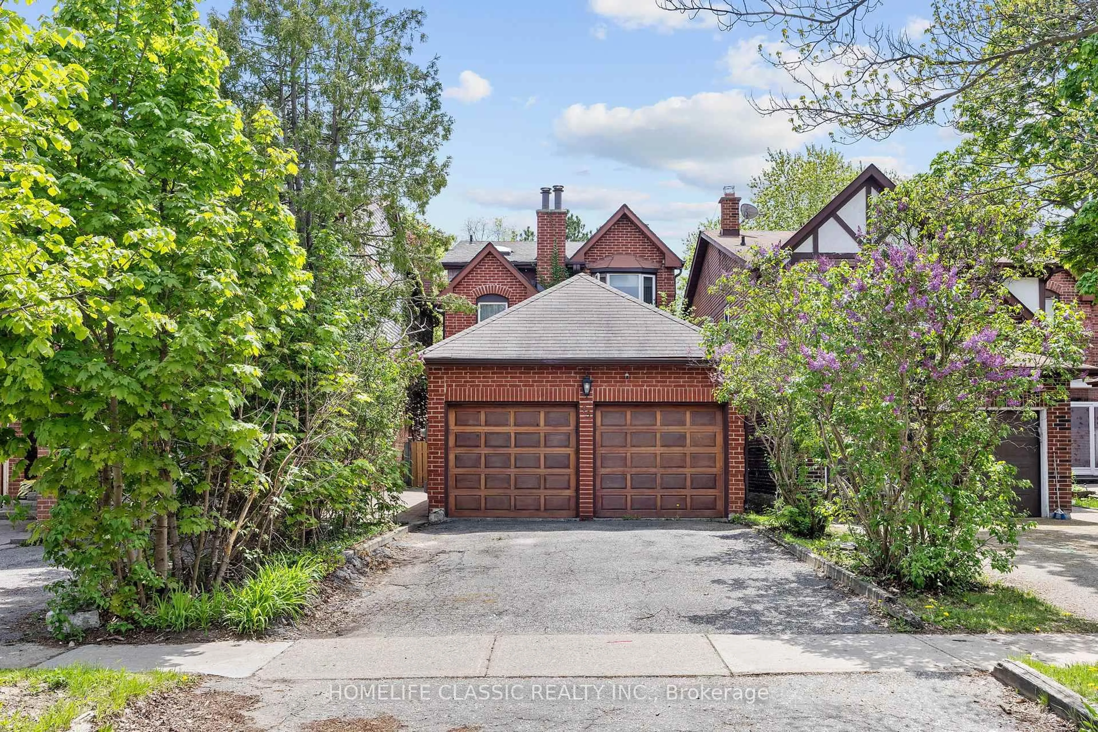 Home with brick exterior material, street for 93 North Meadow Cres, Vaughan Ontario L4J 3C4