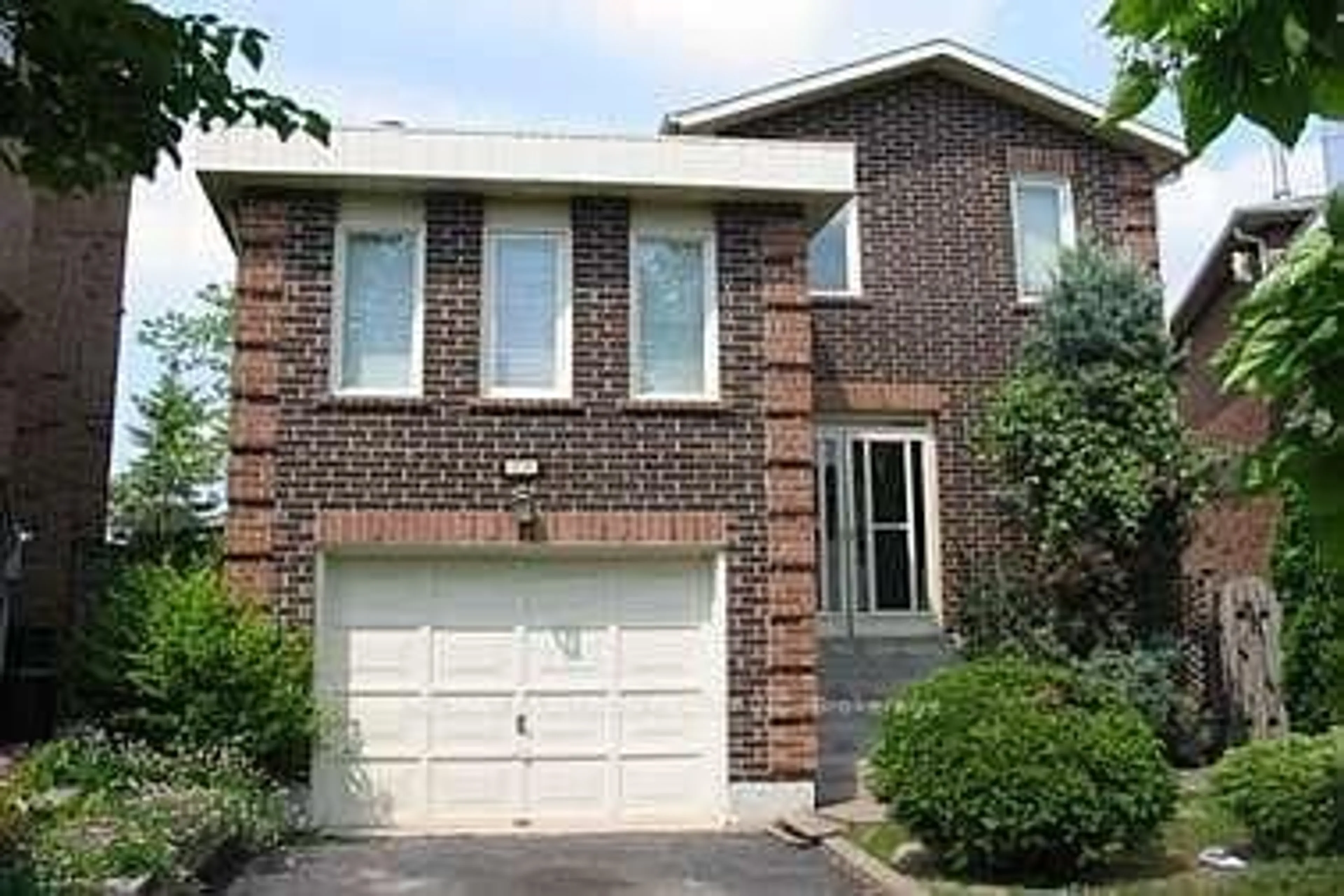 Home with brick exterior material, street for 56 Portofino Crt, Vaughan Ontario L4J 5N9