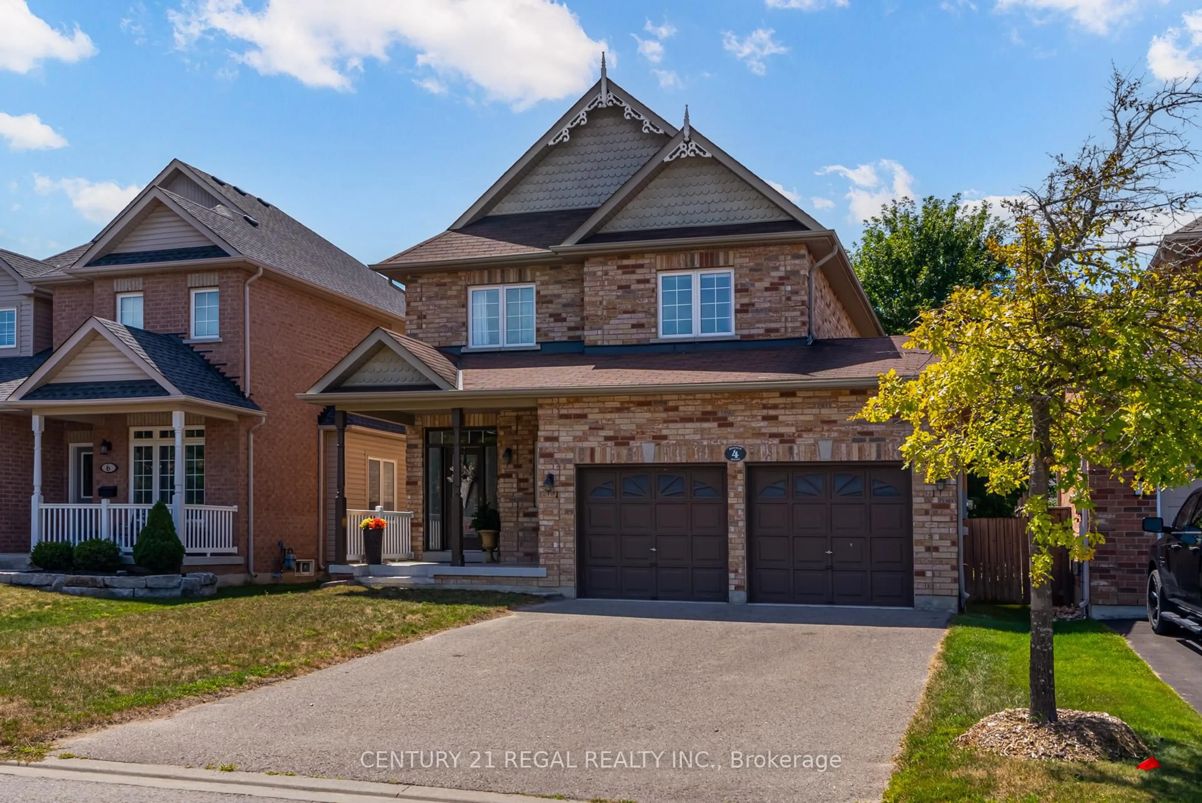 Home with brick exterior material, street for 4 Hayfield Ave, Uxbridge Ontario L9P 0A2