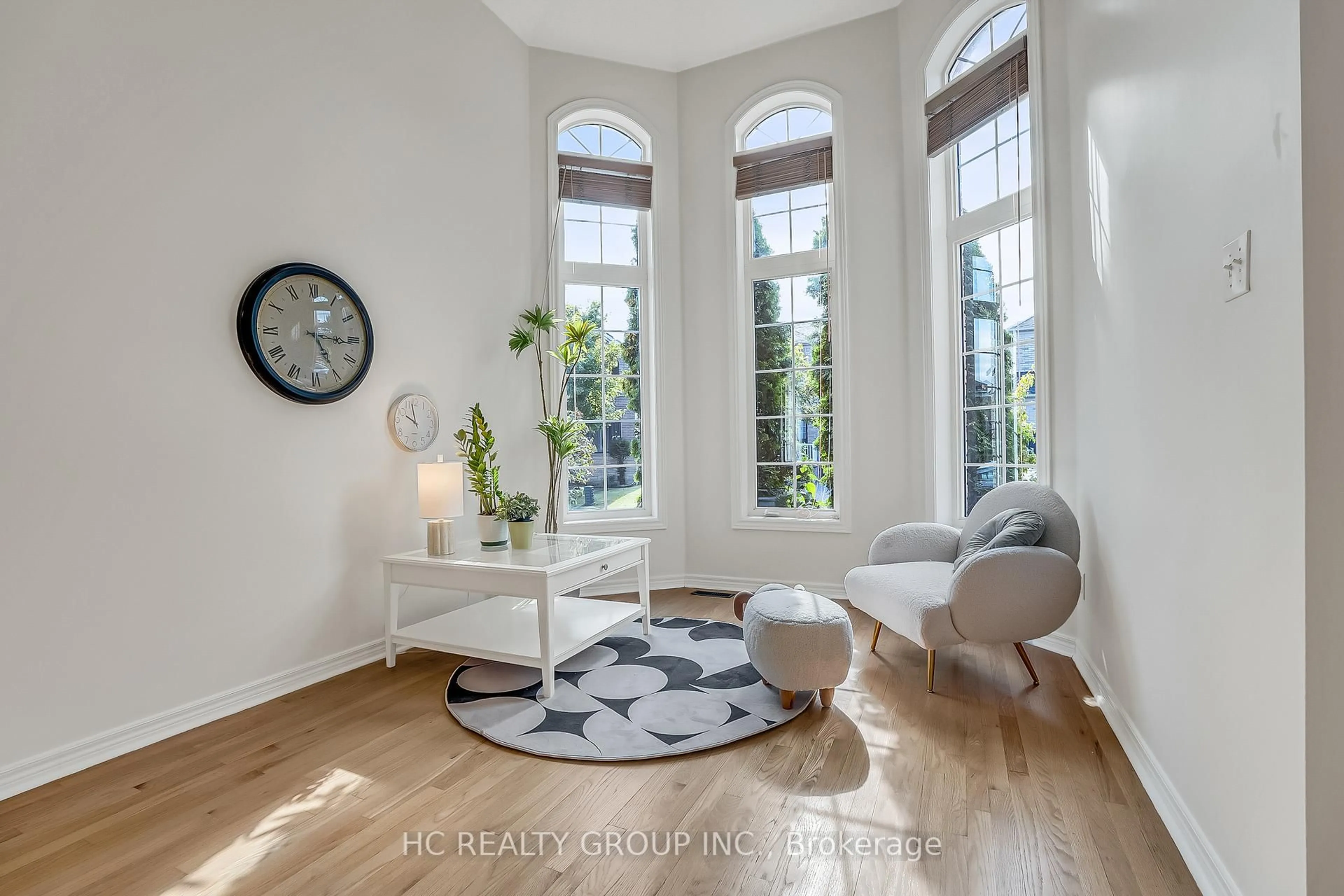 Indoor entryway for 130 Royview Cres, Vaughan Ontario L4H 2T6