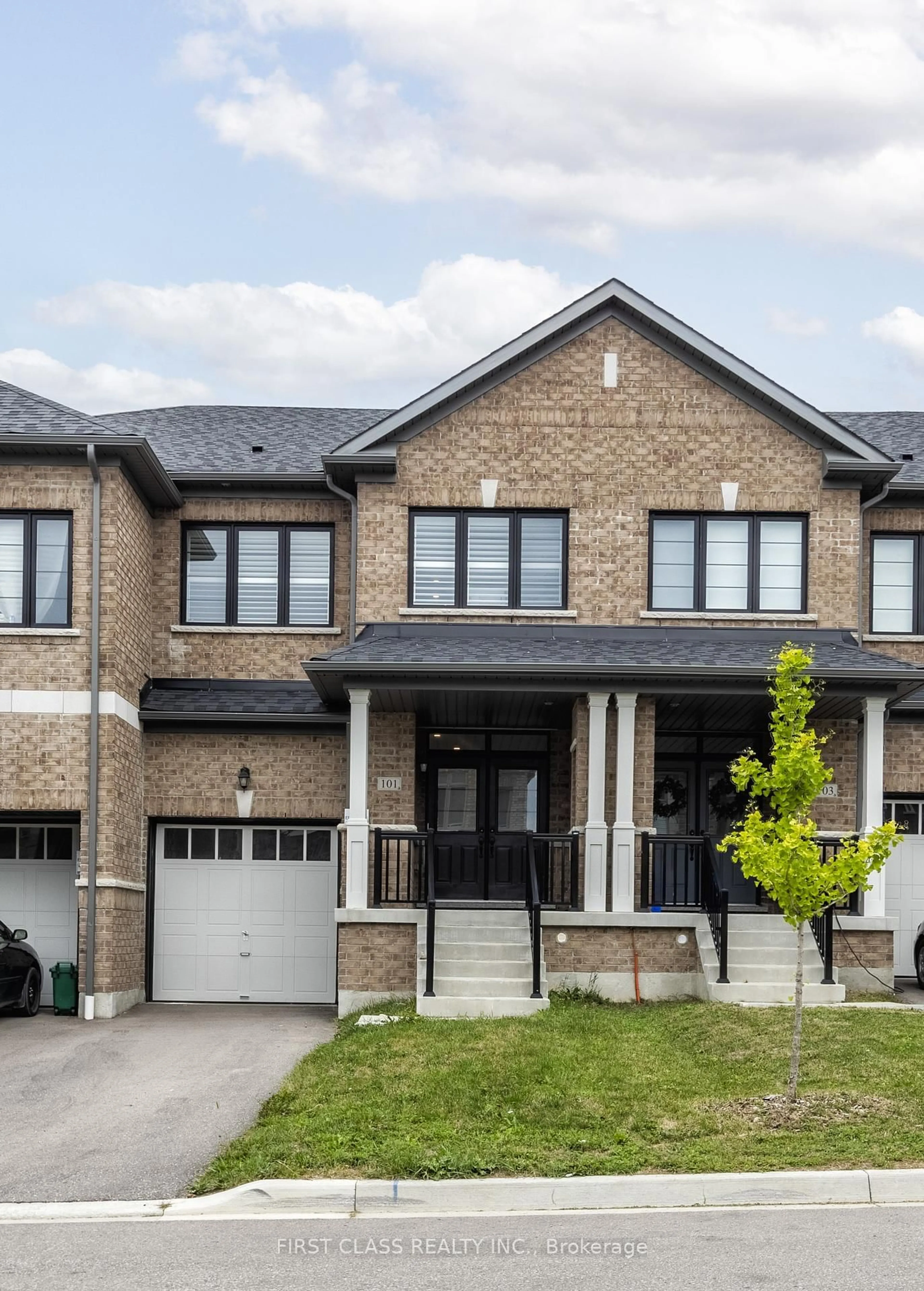 Home with brick exterior material, street for 101 Boundary Blvd, Whitchurch-Stouffville Ontario L4A 4W2