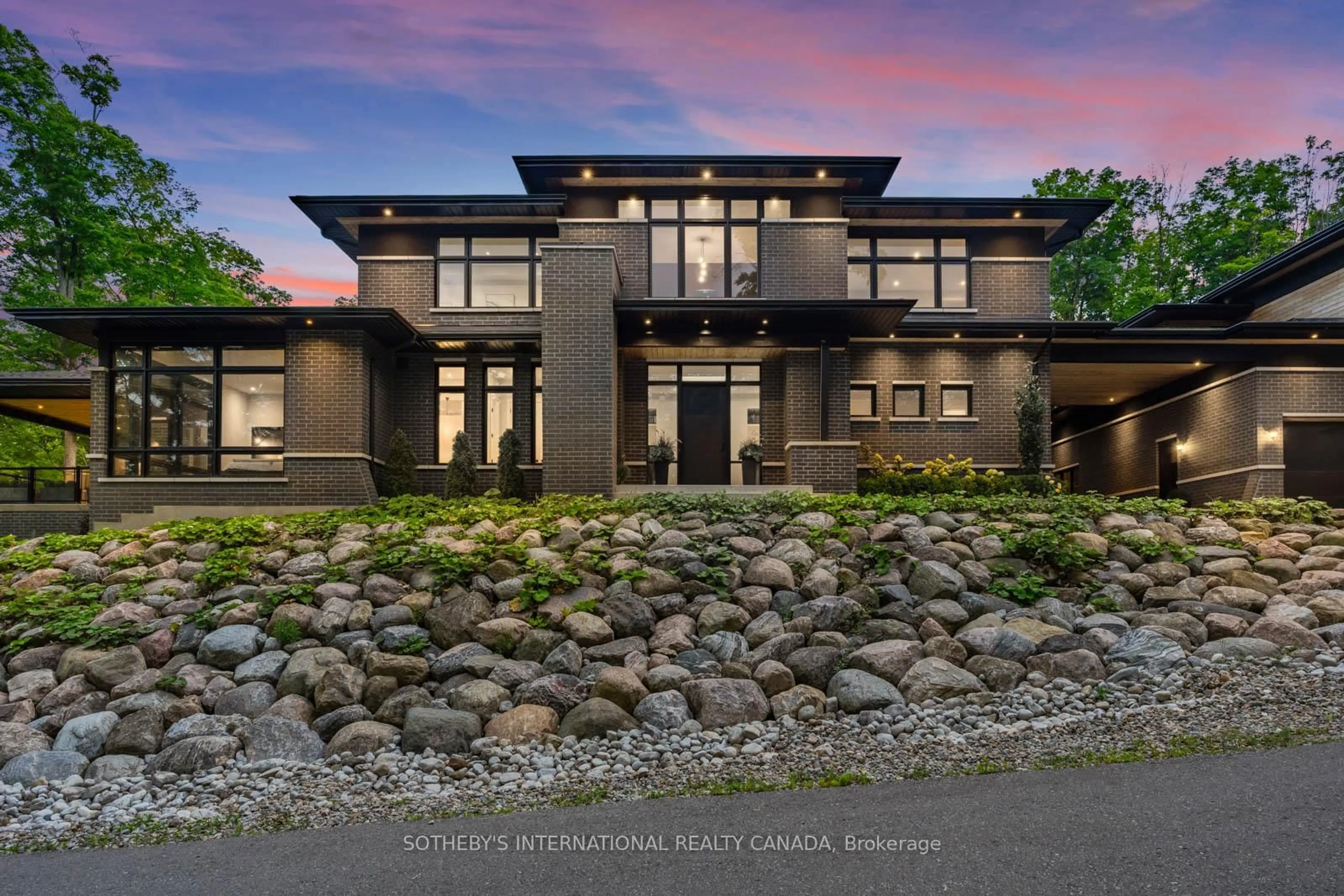 Home with brick exterior material, unknown for 3651 Vandorf Sdrd, Whitchurch-Stouffville Ontario L4A 7X5