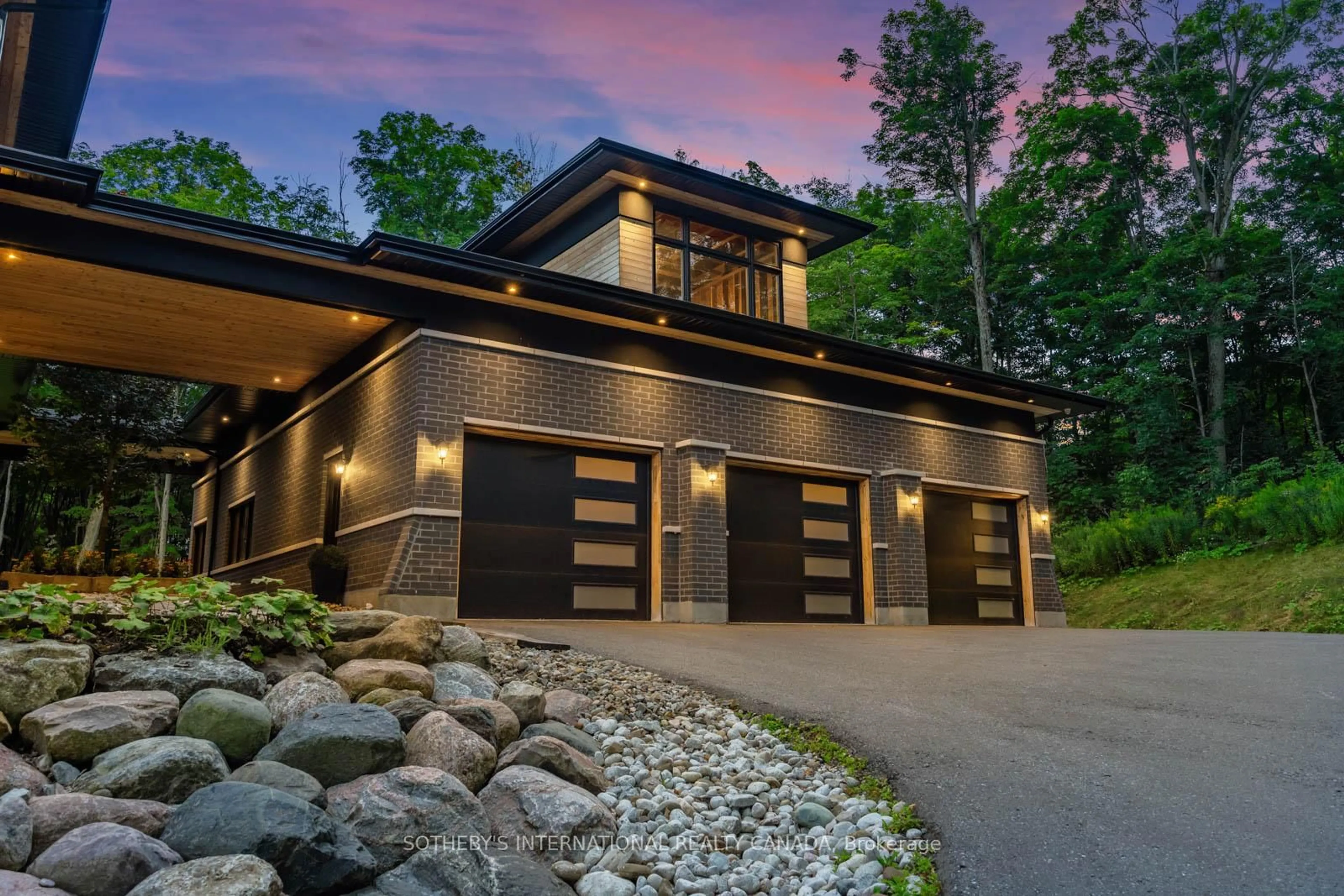 Home with brick exterior material, street for 3651 Vandorf Sdrd, Whitchurch-Stouffville Ontario L4A 7X5