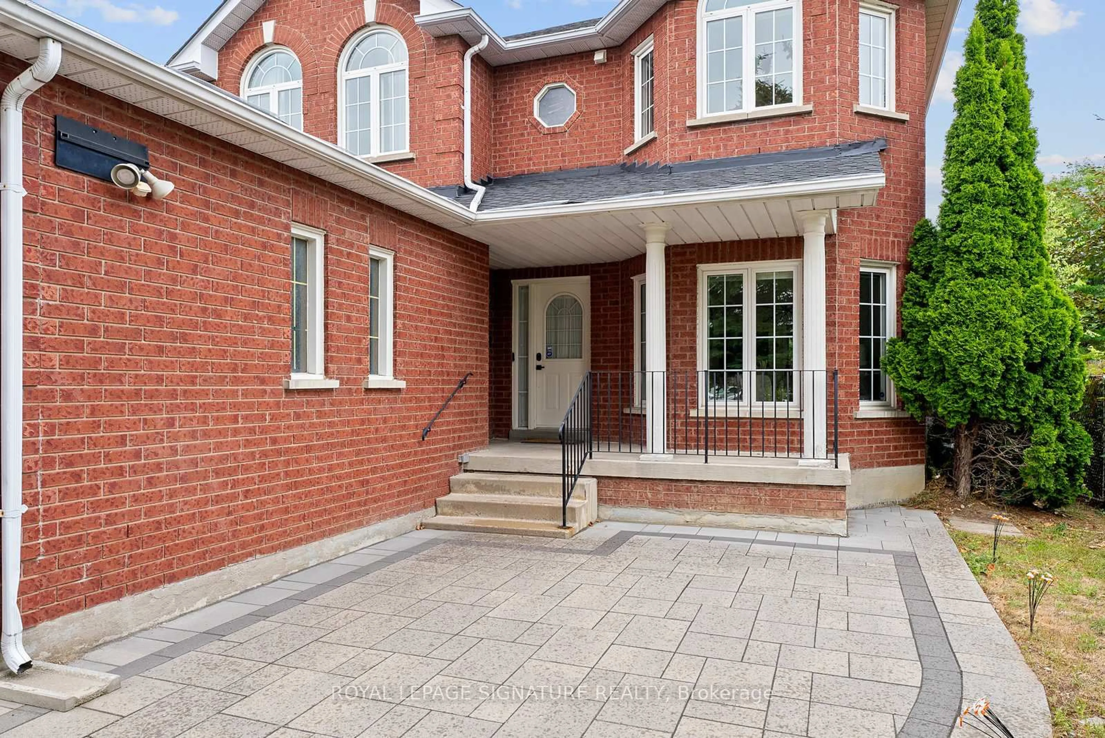 Home with brick exterior material, street for 35 Mallory Ave, Markham Ontario L3R 6N9