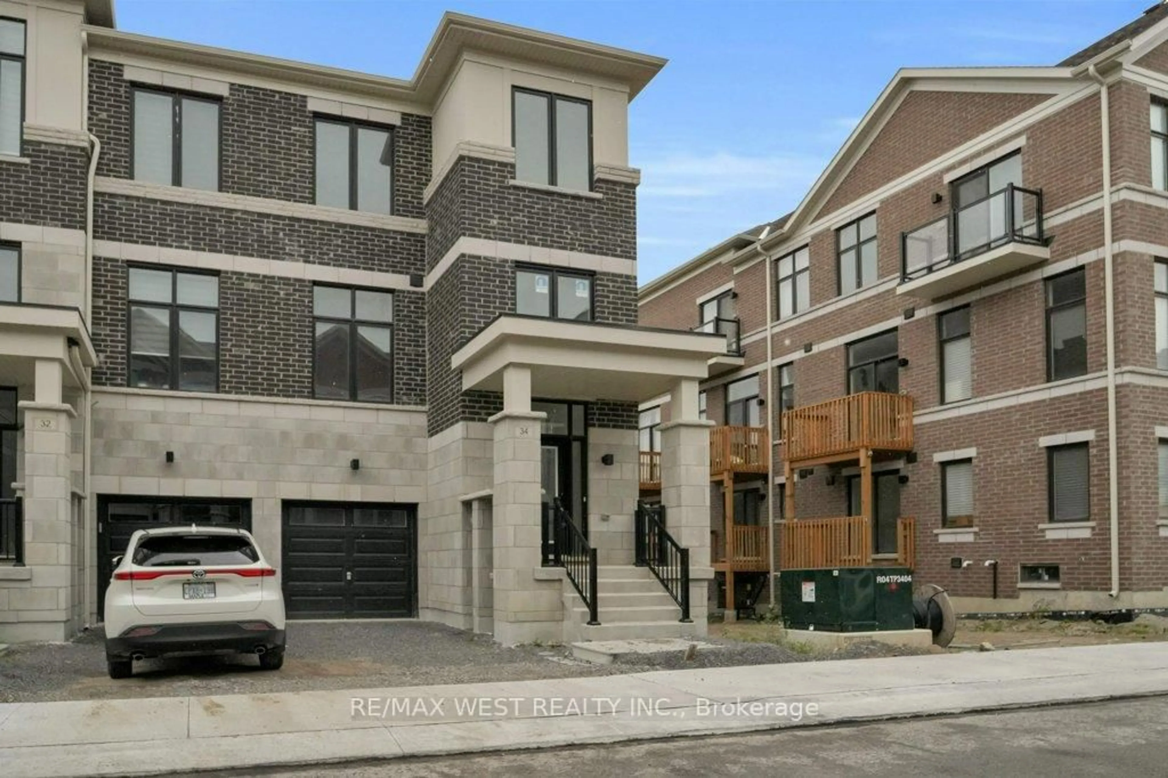 Unknown for 34 George Bales Lane, Richmond Hill Ontario L4S 0P9