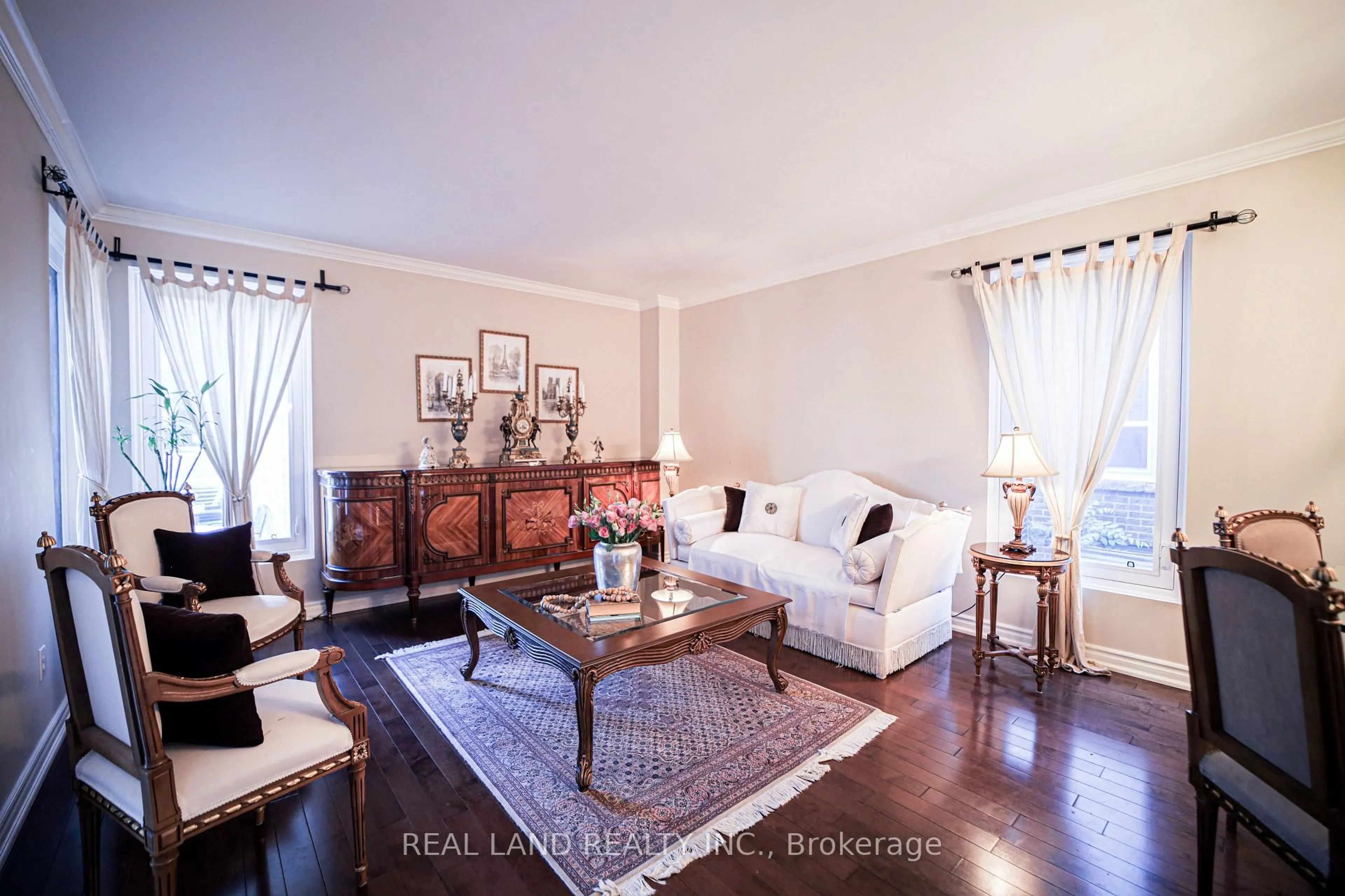 Living room with furniture, unknown for 34 Lilac Ave, Markham Ontario L3T 5K2