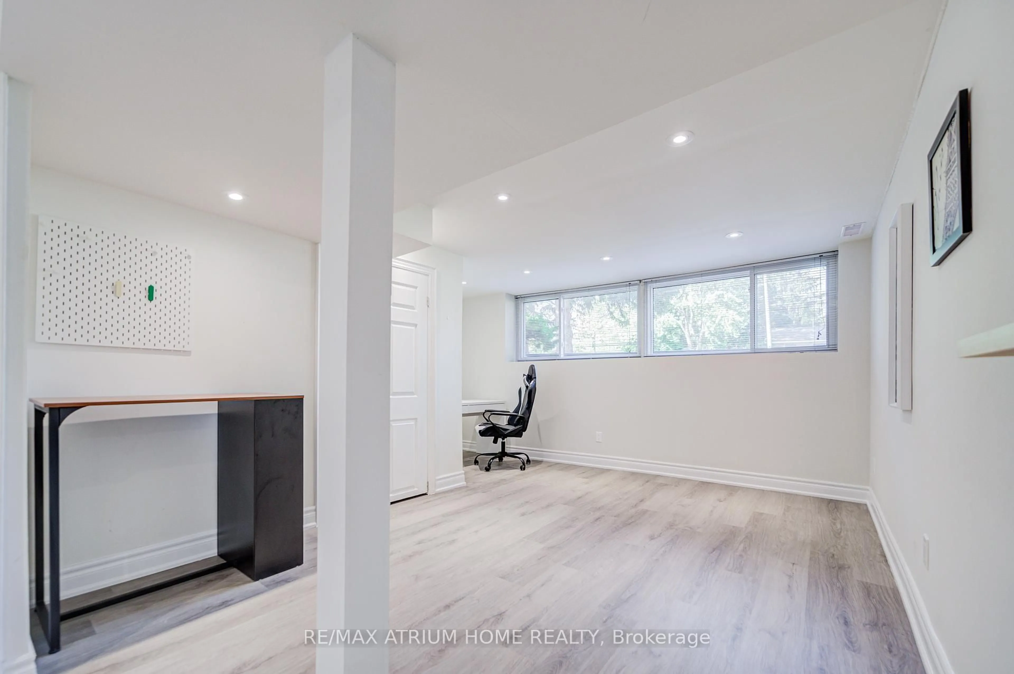 Unknown for 29 Starlight Cres, Richmond Hill Ontario L4C 4X3